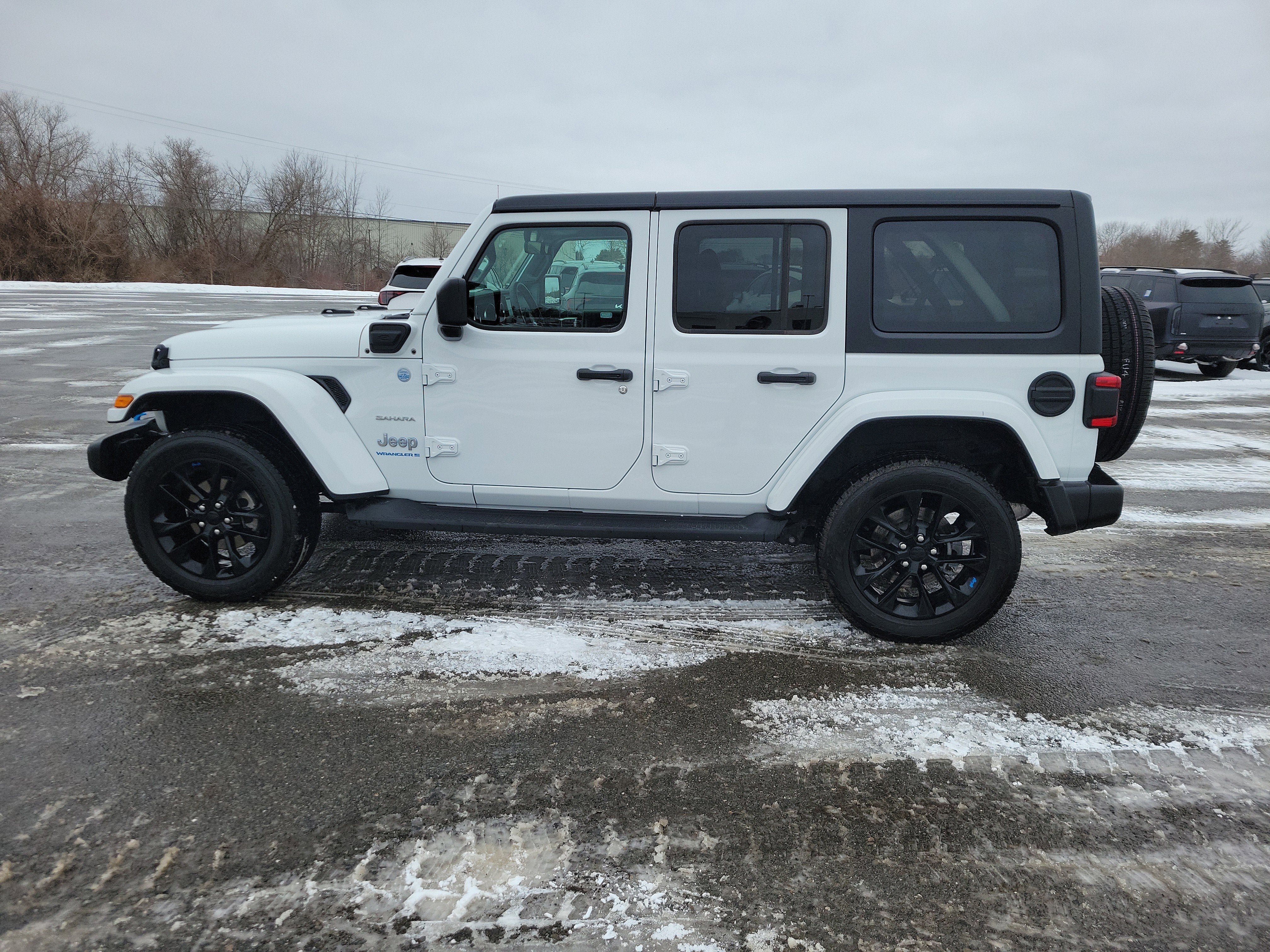 2023 Jeep Wrangler 4xe Sahara 4x4