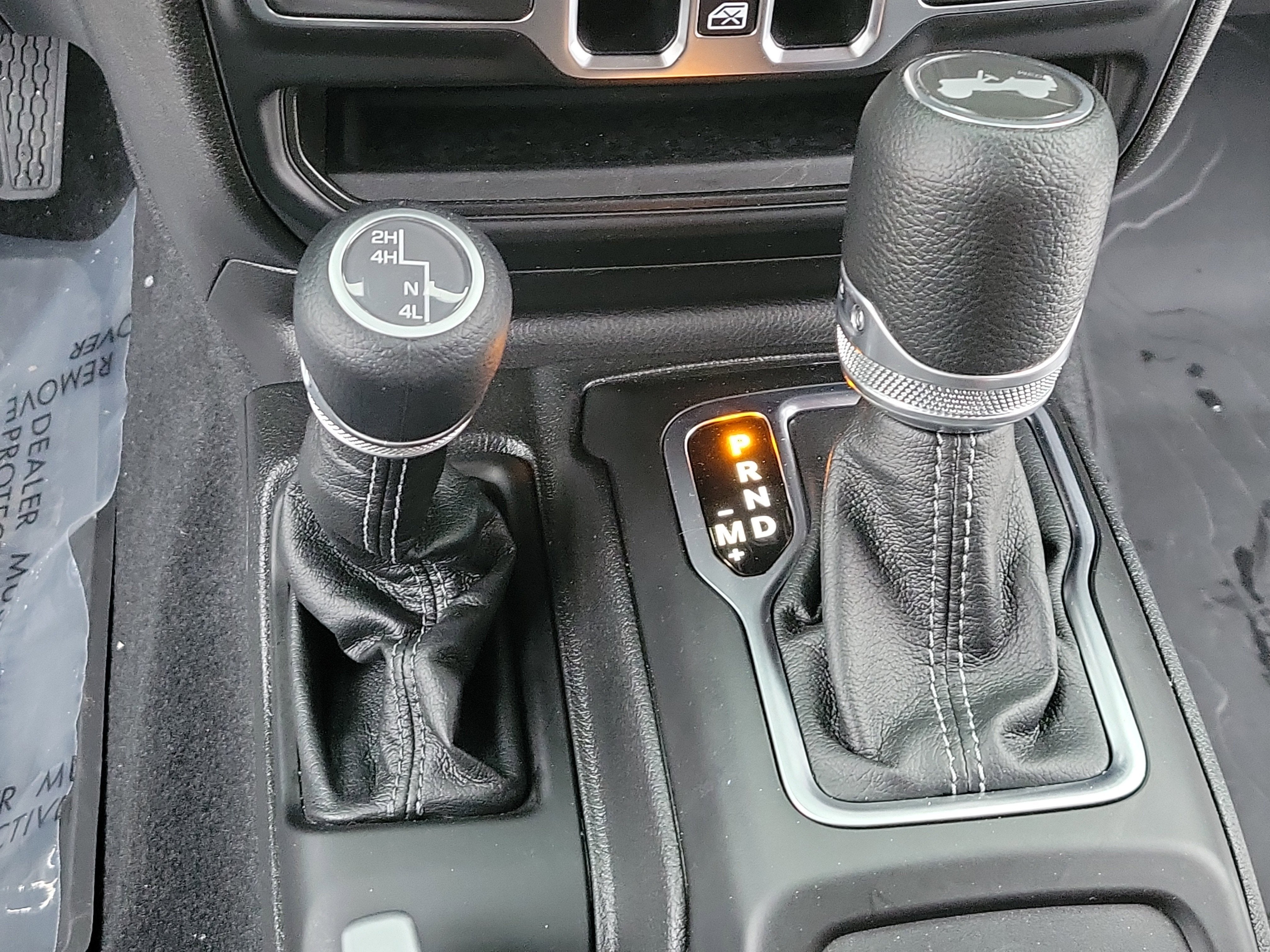 2025 Jeep Wrangler 4-Door Summit 4x4