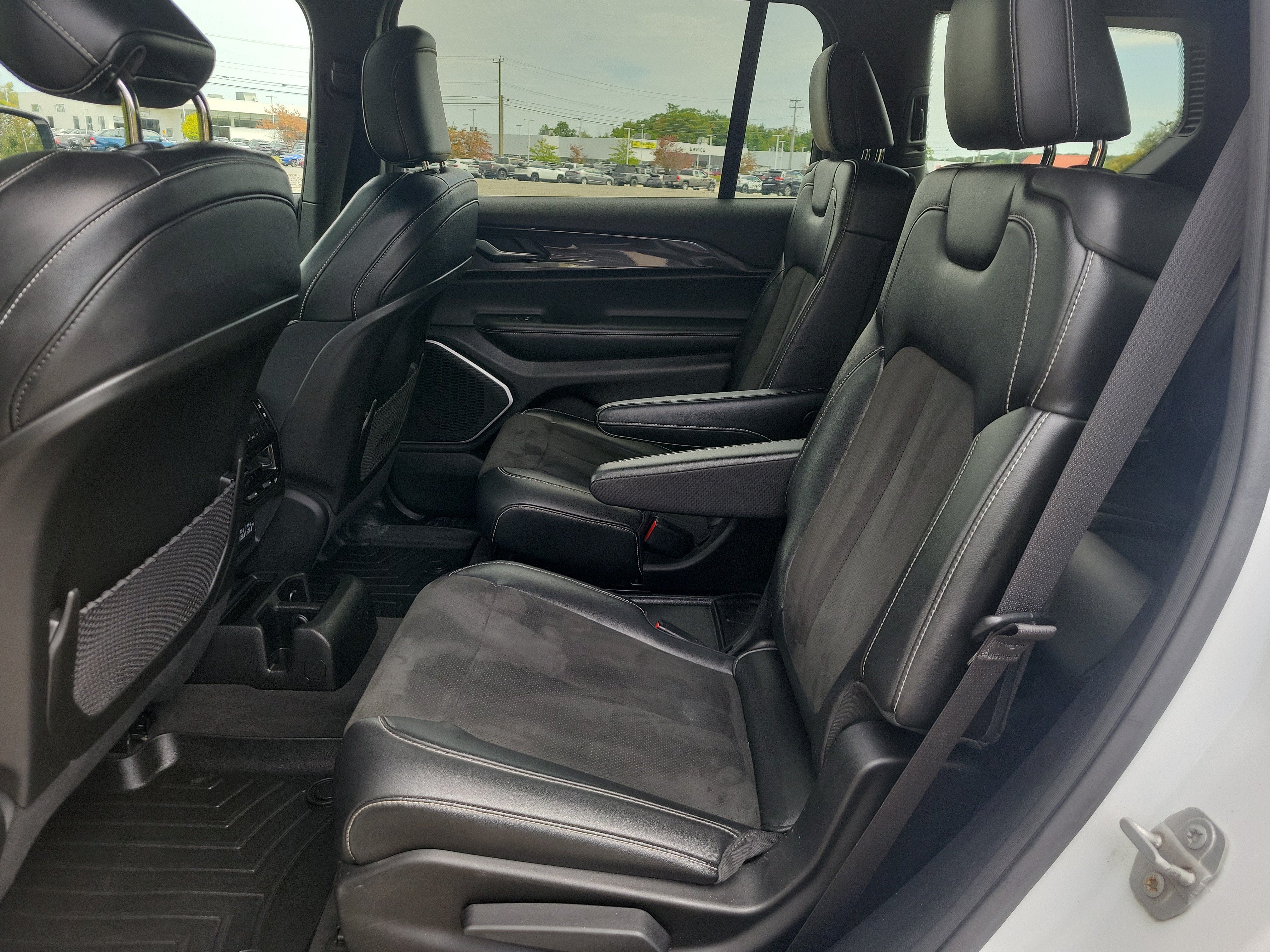 2021 Jeep Grand Cherokee L Altitude
