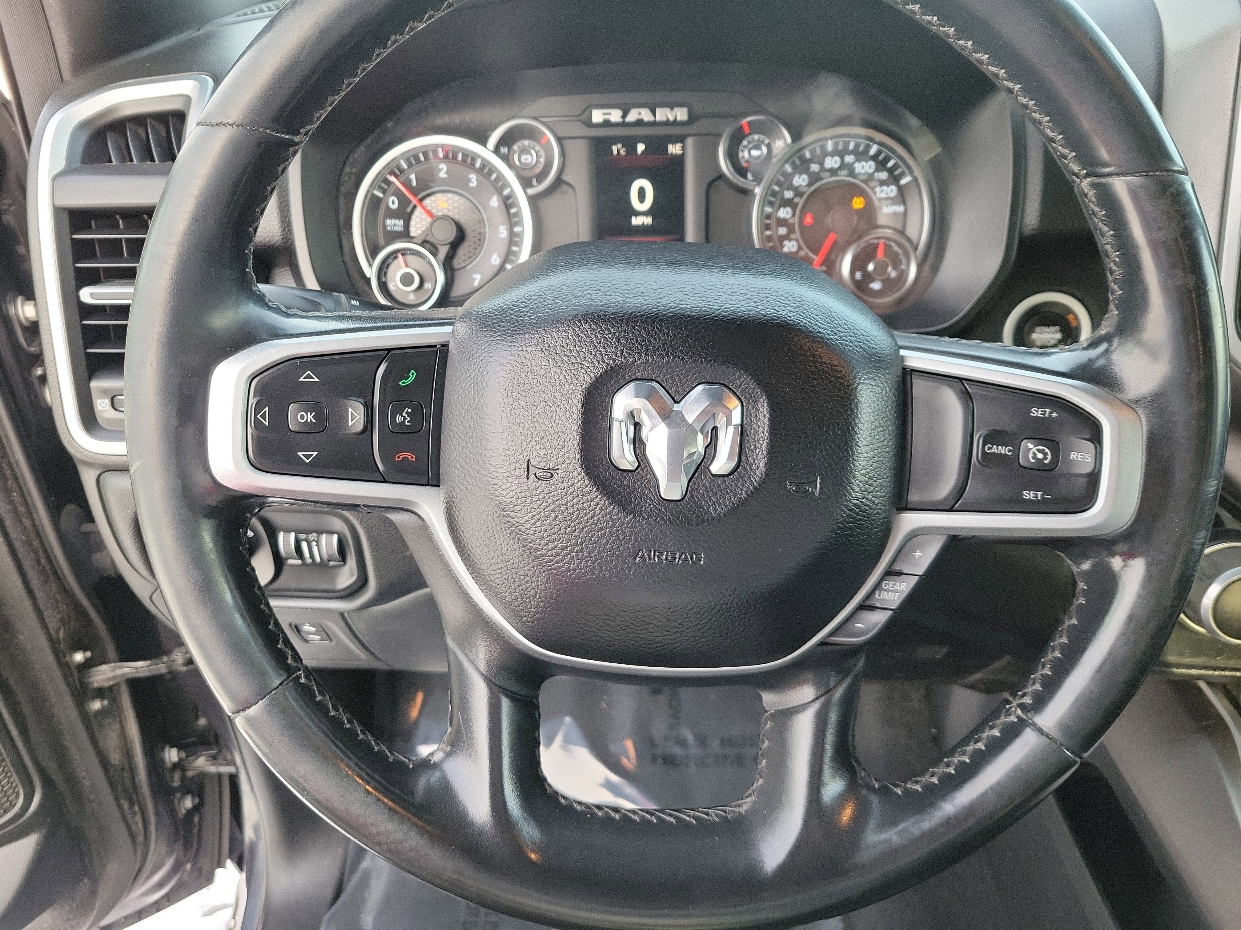 2019 RAM 1500 Big Horn/Lone Star Crew Cab 4x4 5'7" Box