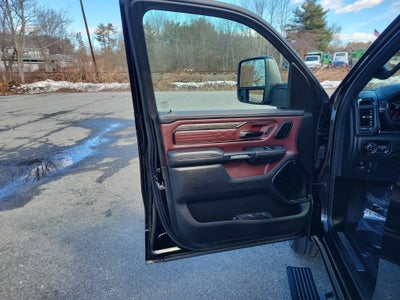 2025 RAM 1500 Limited Crew Cab 4x4 5'7" Box