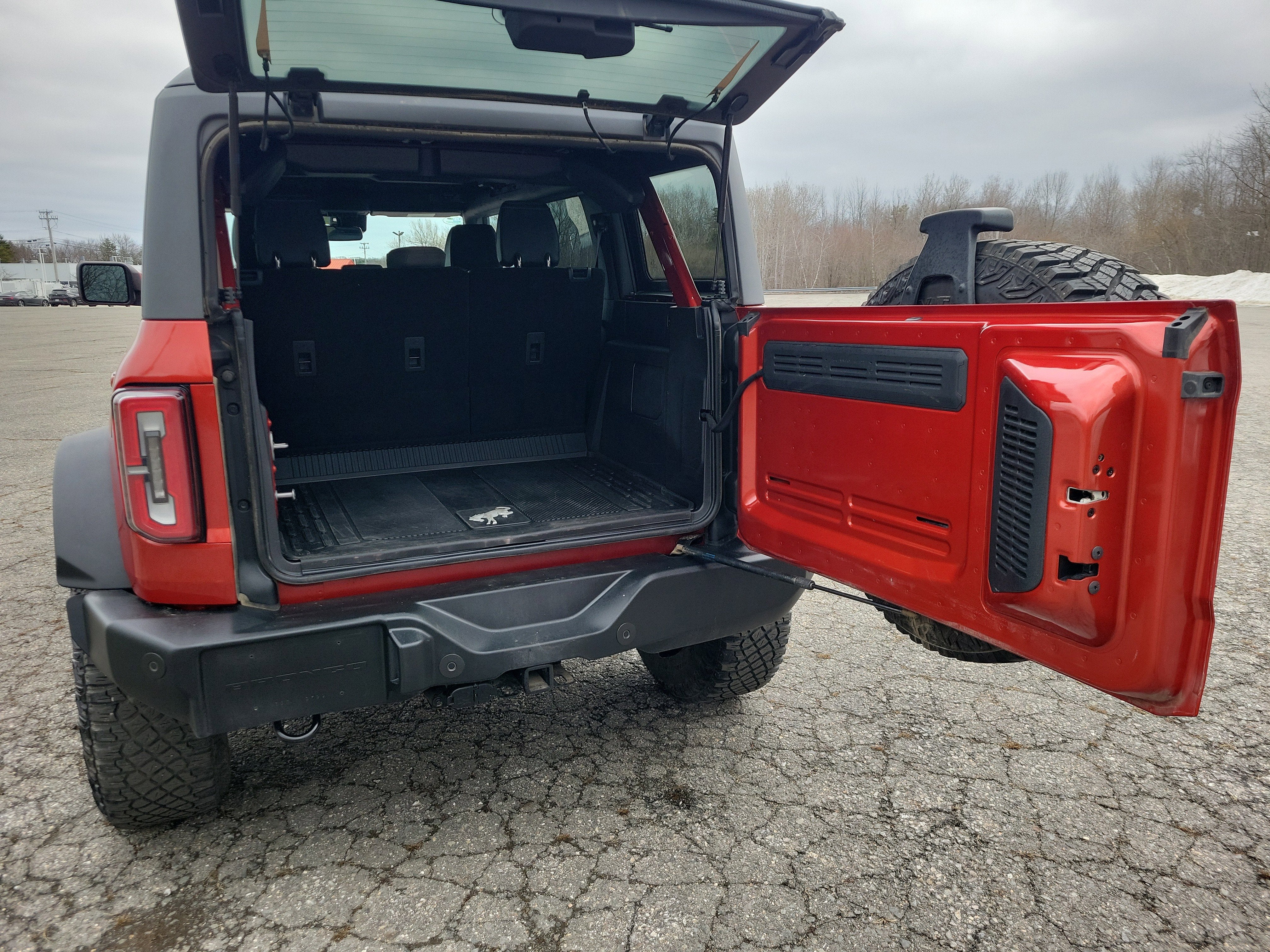 2024 Ford Bronco Outer Banks