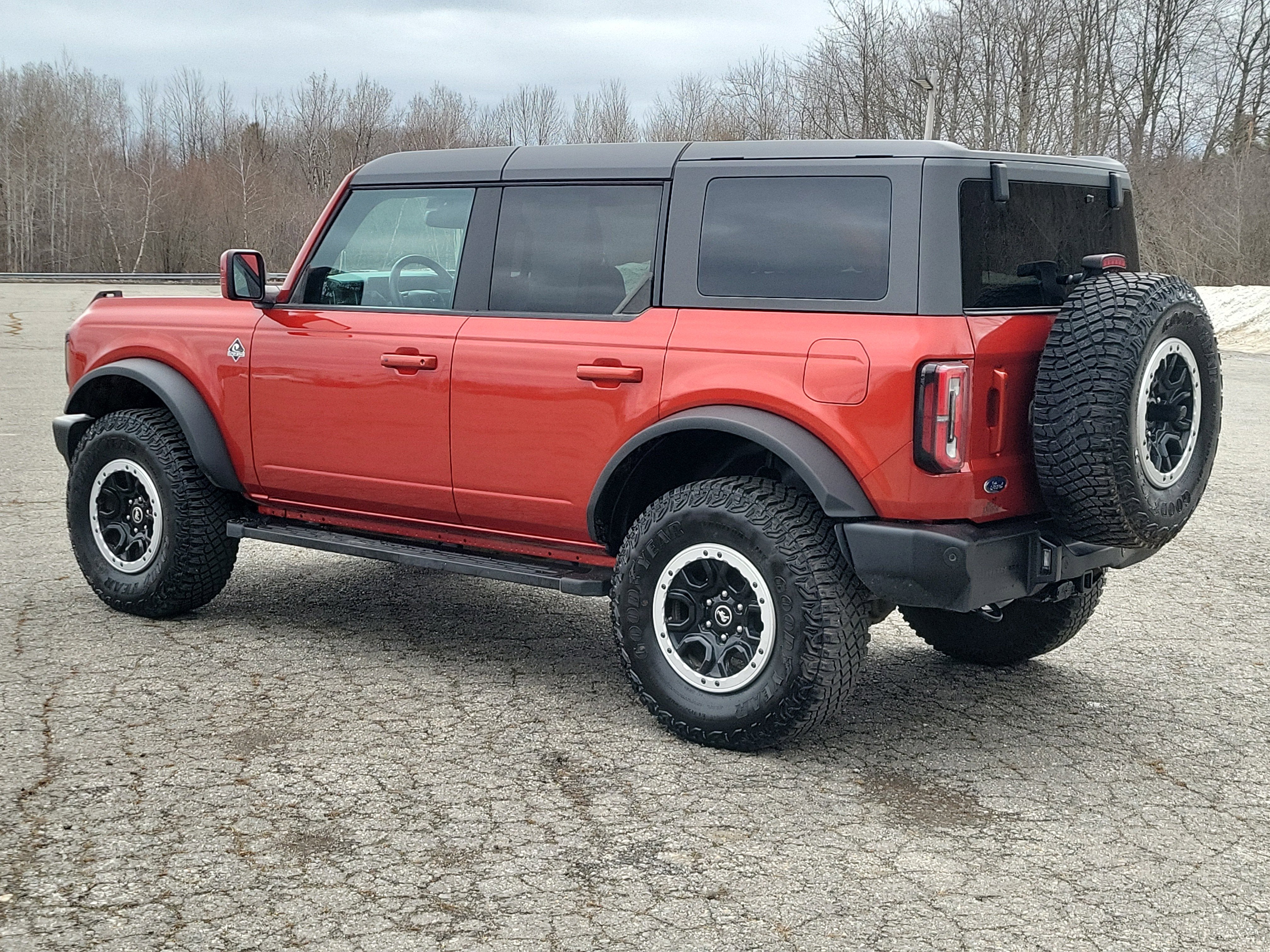 2024 Ford Bronco Outer Banks