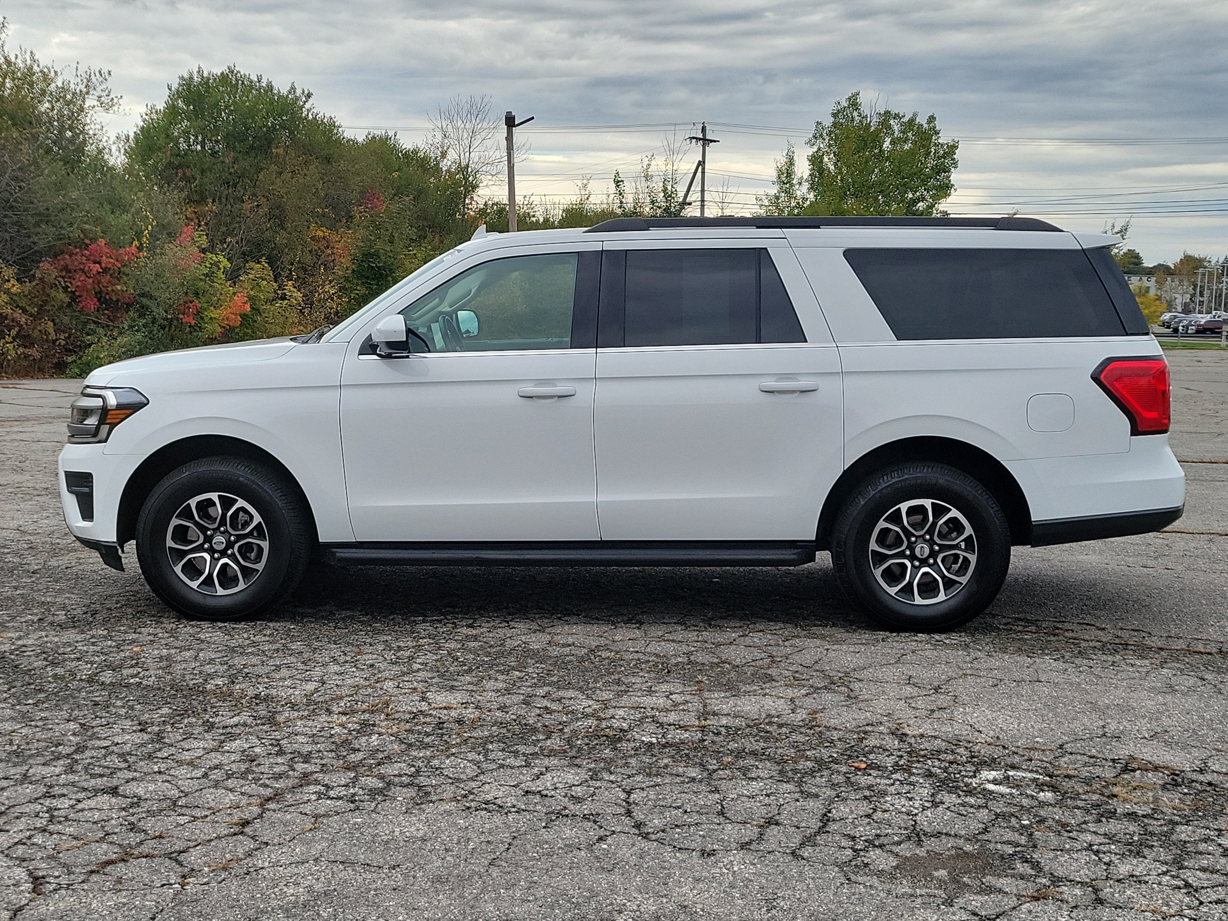 2024 Ford Expedition XLT MAX