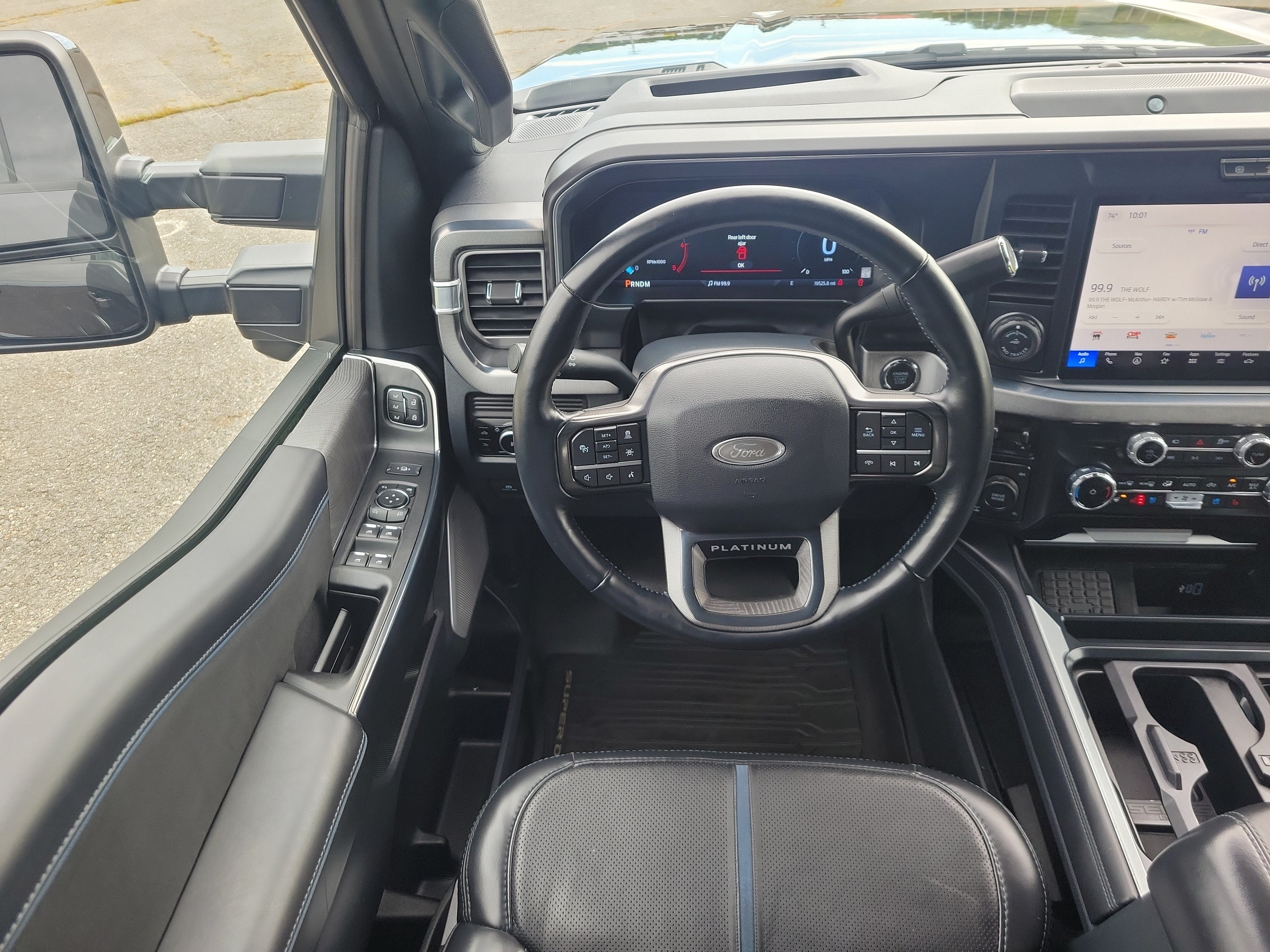 2025 Ford F-350 Platinum