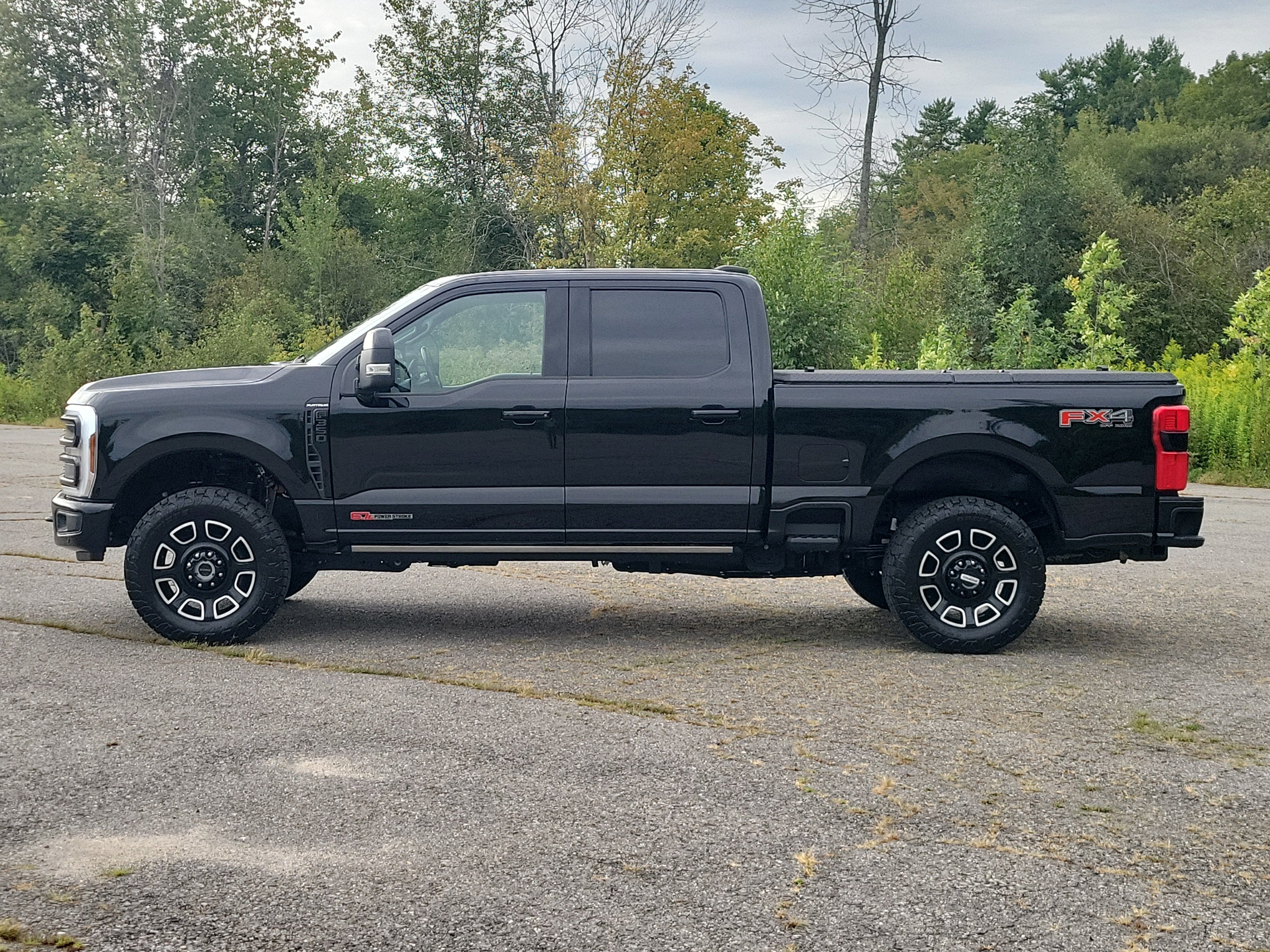 2025 Ford F-350 Platinum