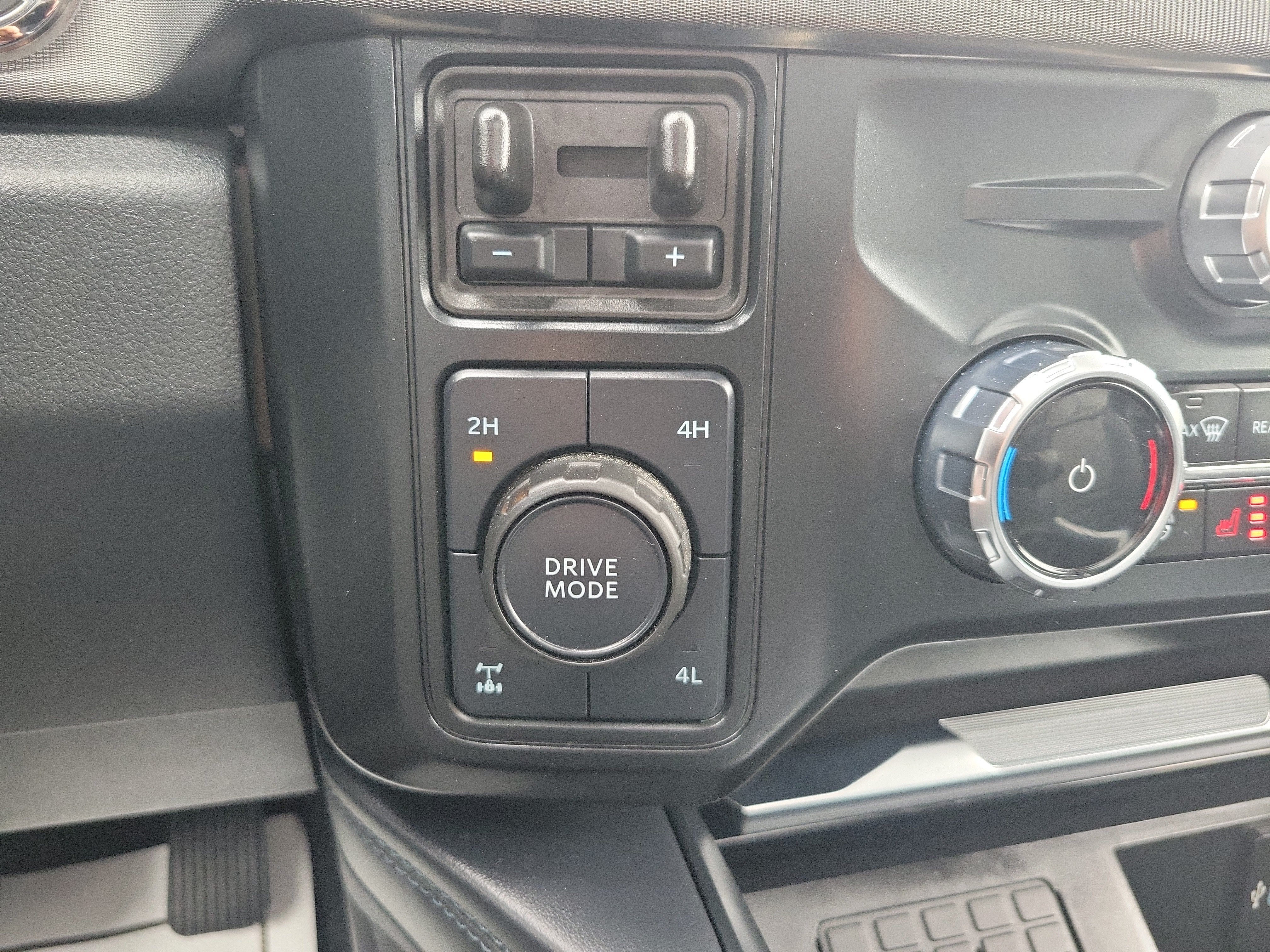 2025 Ford F-350 Platinum