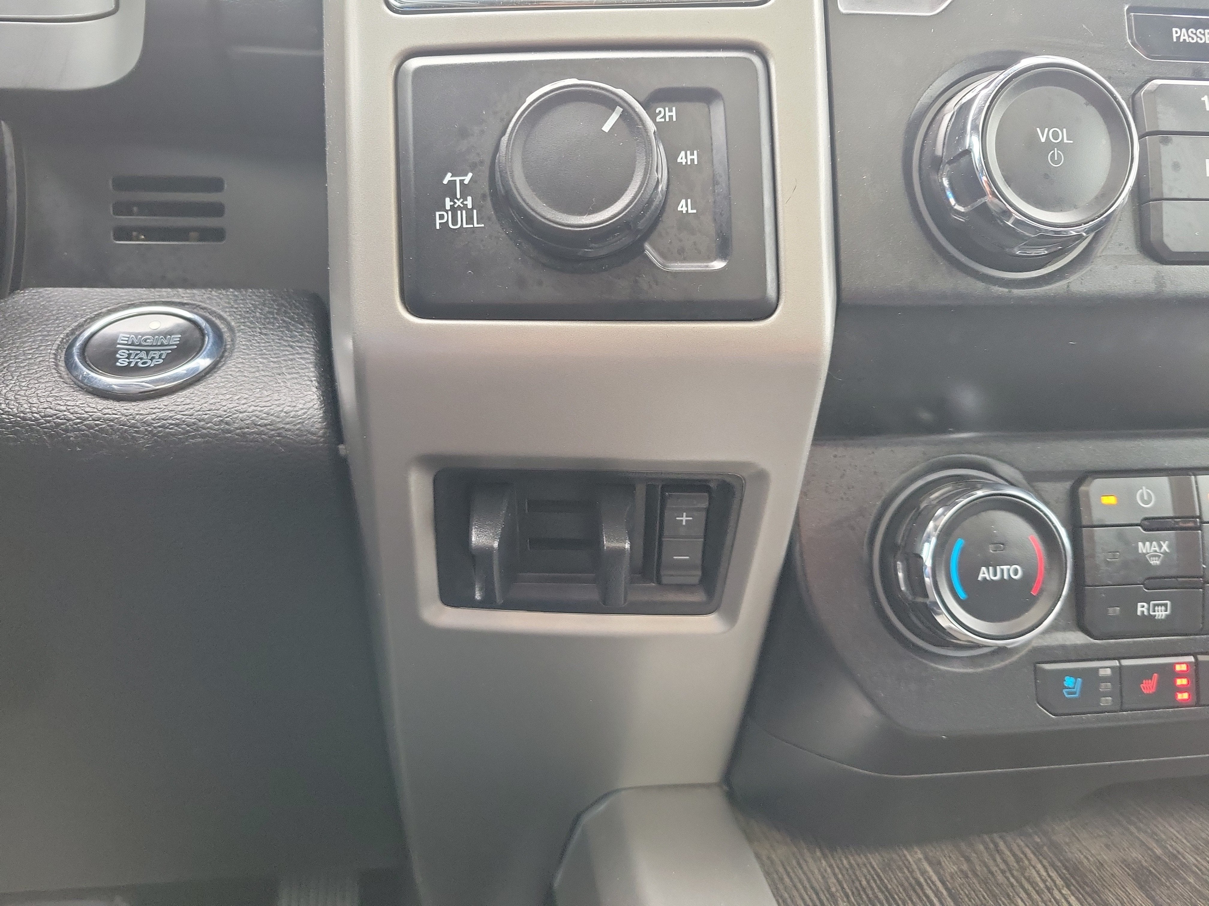 2020 Ford F-350 LARIAT