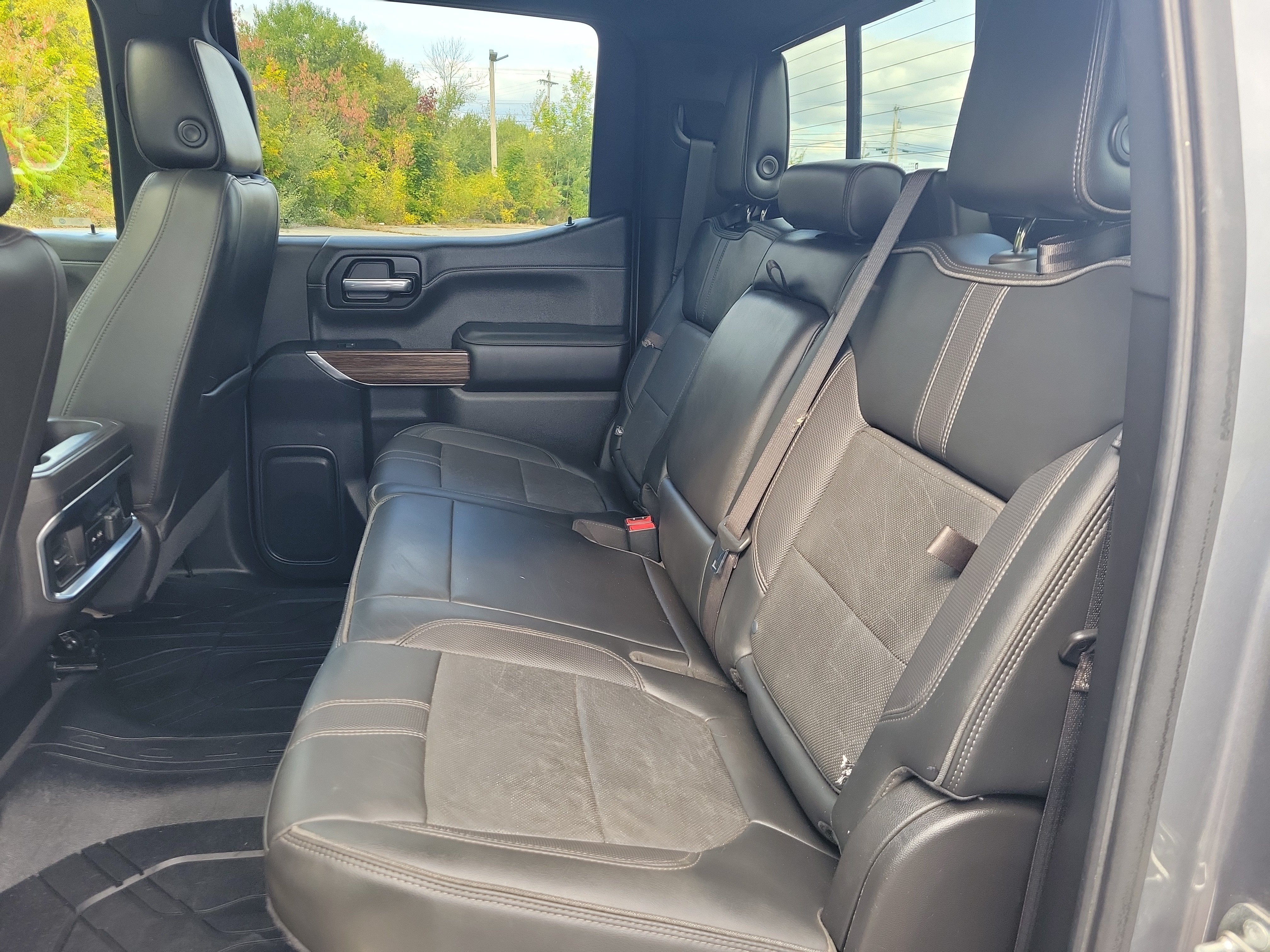 2022 Chevrolet Silverado 1500 LTD High Country