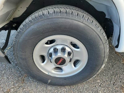 2025 GMC Savana Cutaway 3500 1WT