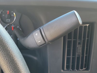 2025 GMC Savana Cutaway 3500 1WT