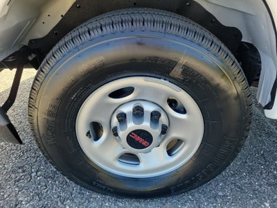 2025 GMC Savana Cutaway 3500 1WT