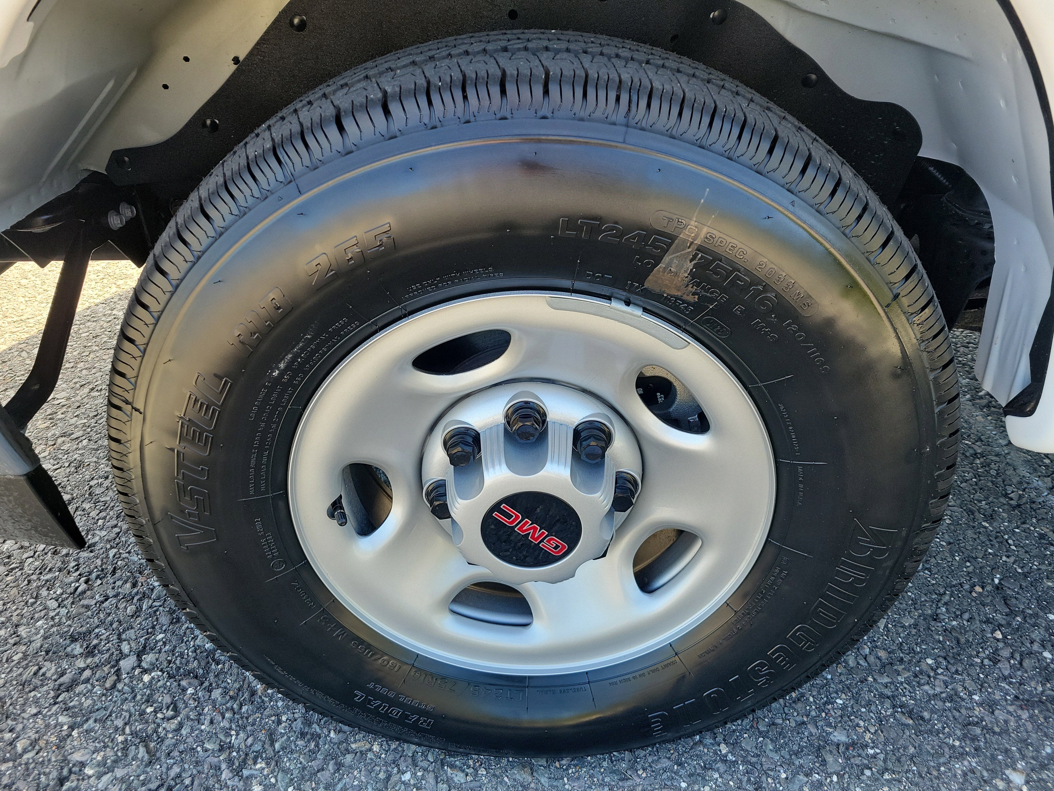 2025 GMC Savana Cutaway 3500 1WT