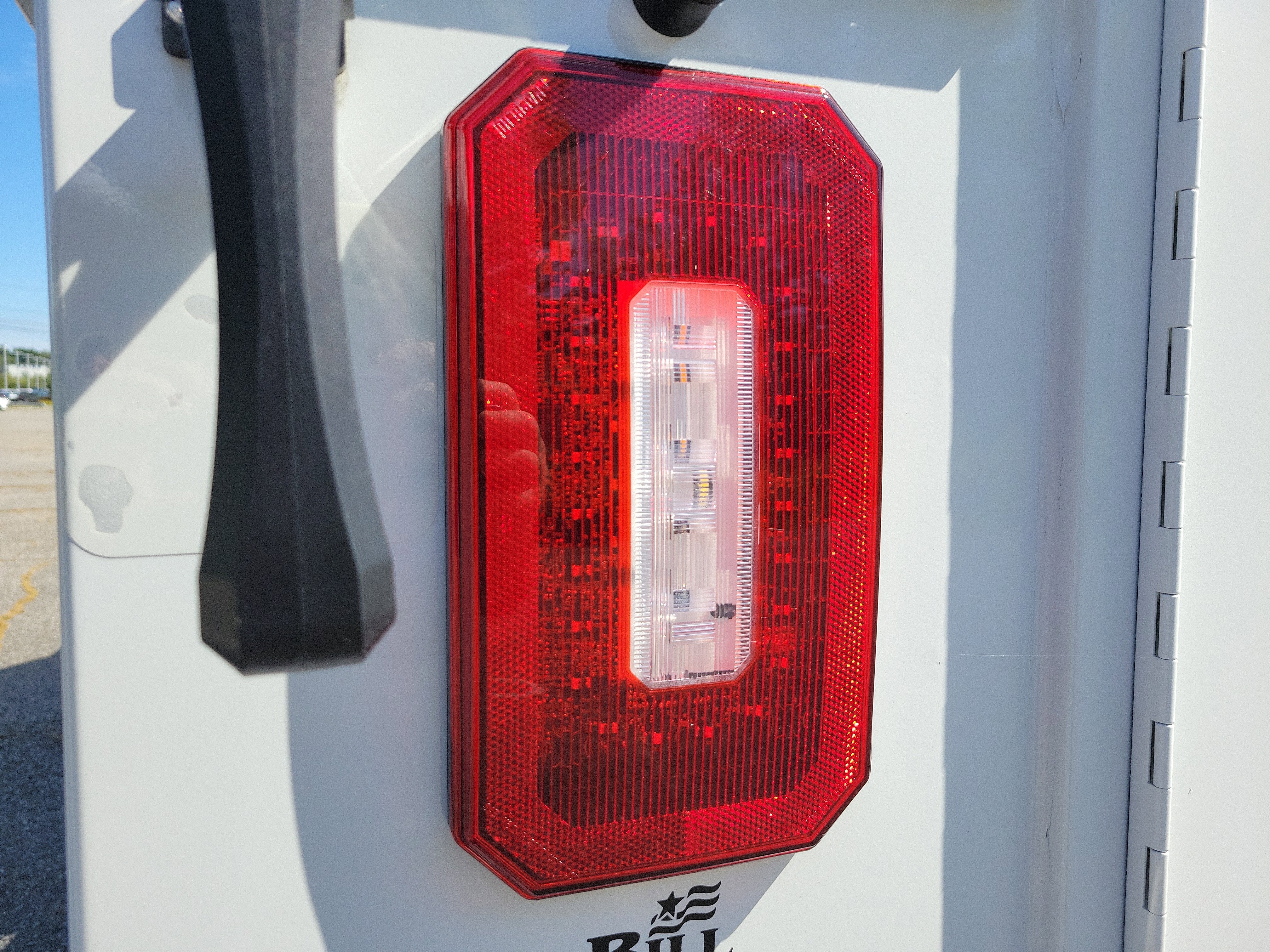 2025 GMC Savana Cutaway 3500 1WT