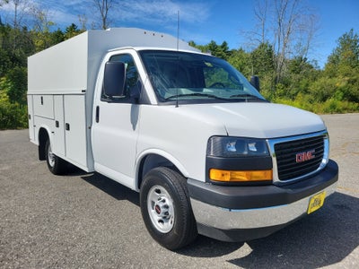 2025 GMC Savana Cutaway 3500 1WT