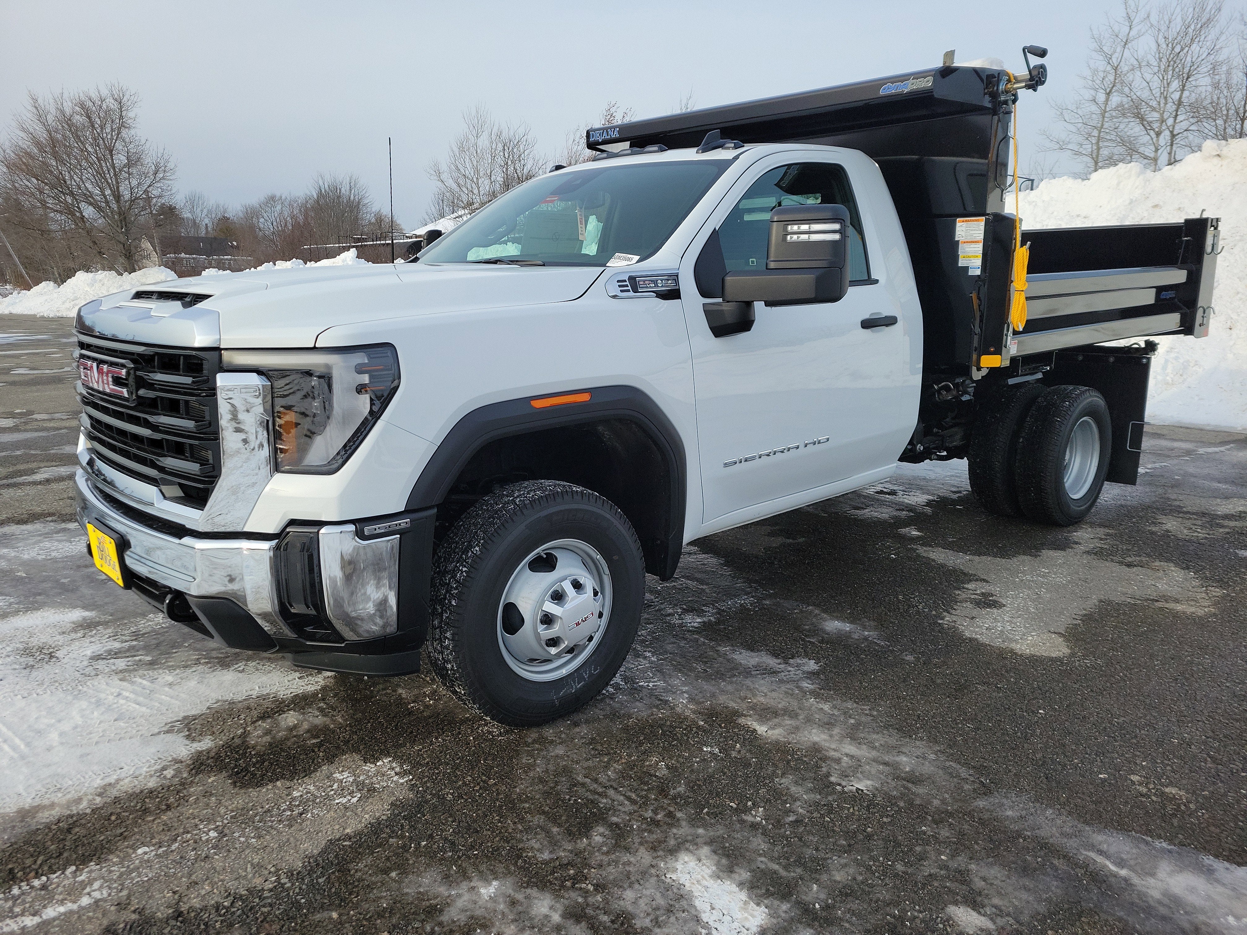 2026 GMC Sierra 3500 HD Chassis Cab Pro