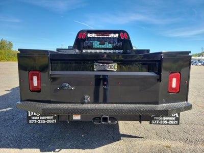 2025 GMC Sierra 3500 HD Chassis Cab Pro