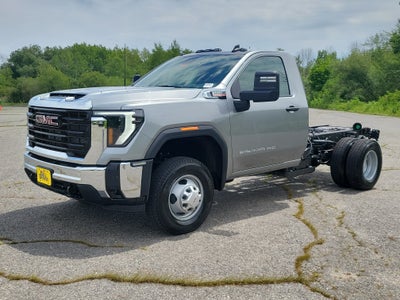 2026 GMC Sierra 3500 HD Chassis Cab Pro