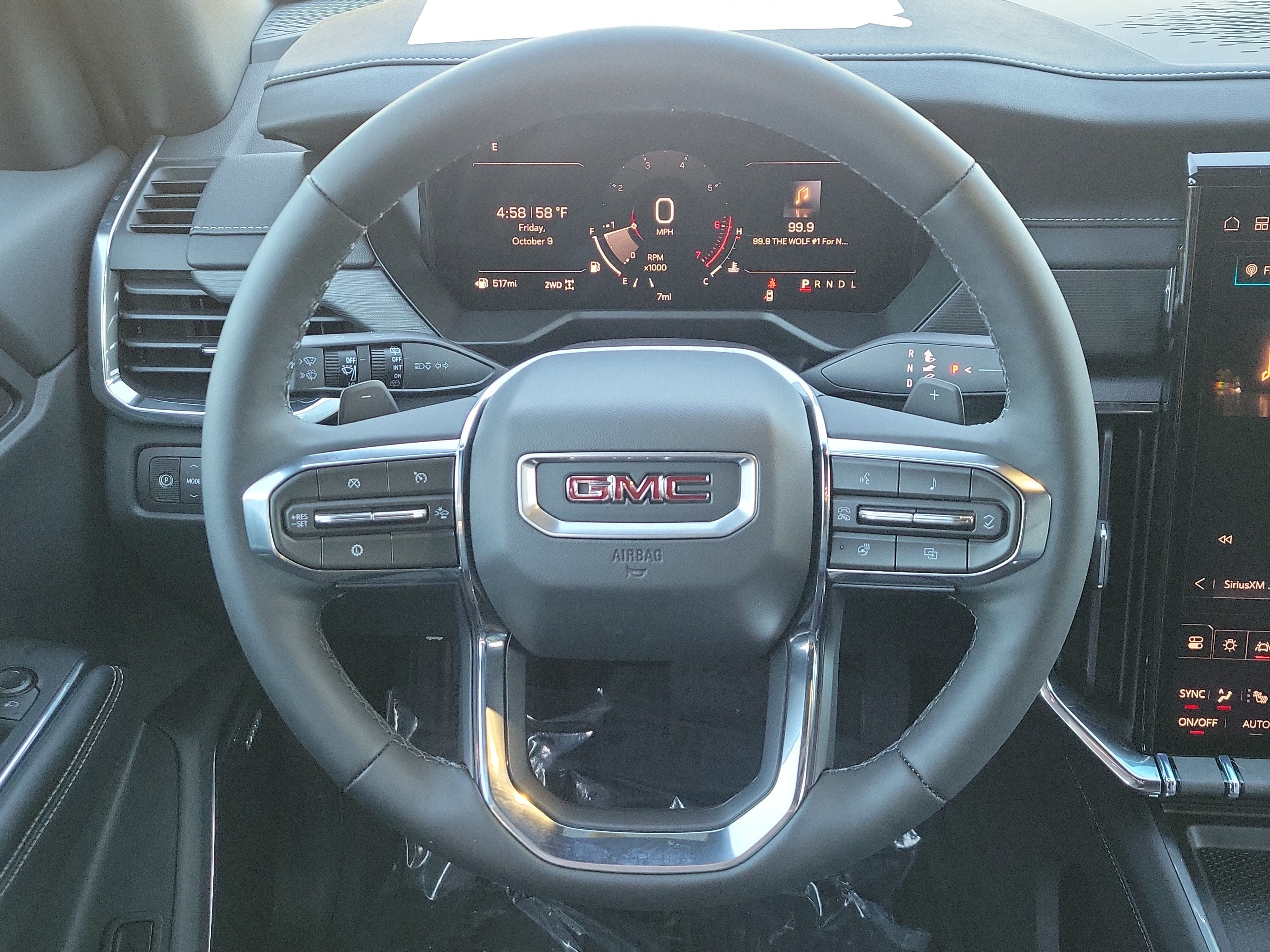 2027 GMC Acadia Elevation