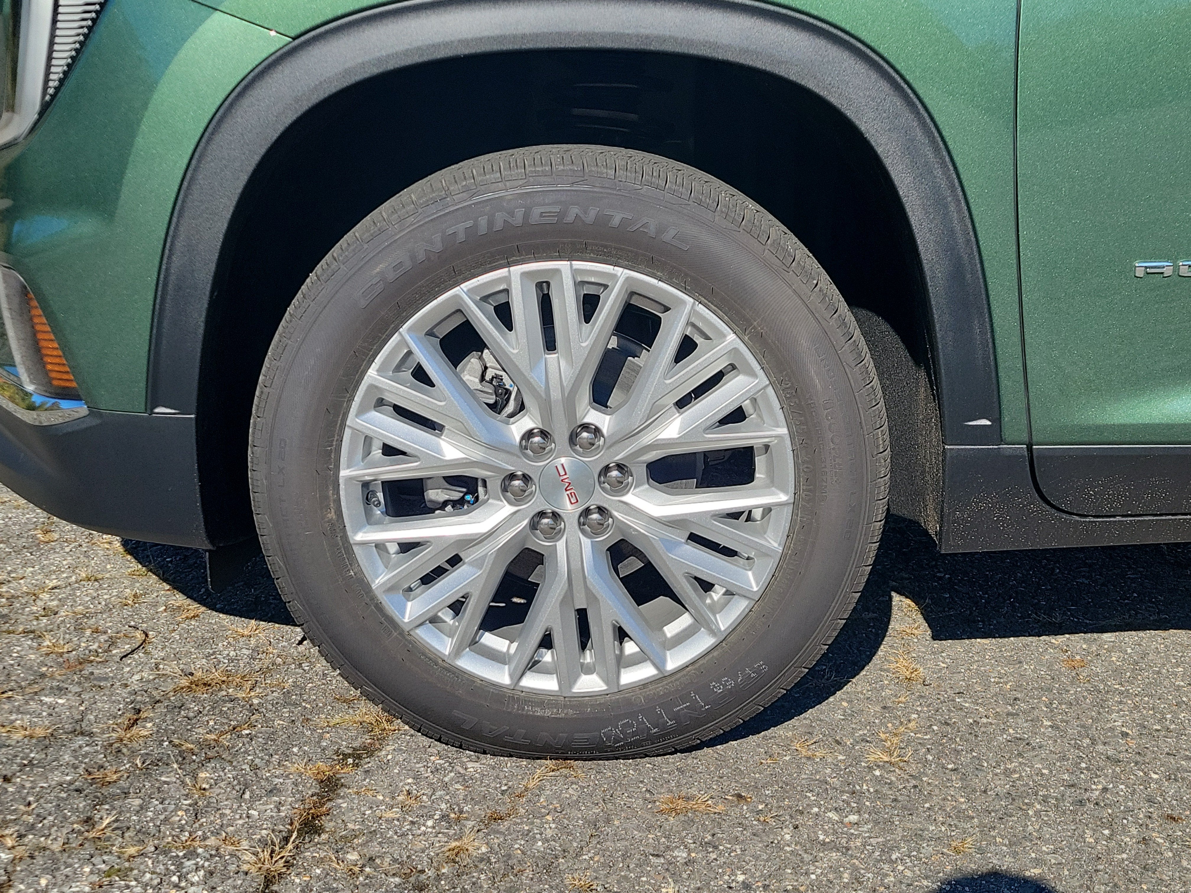 2027 GMC Acadia Elevation
