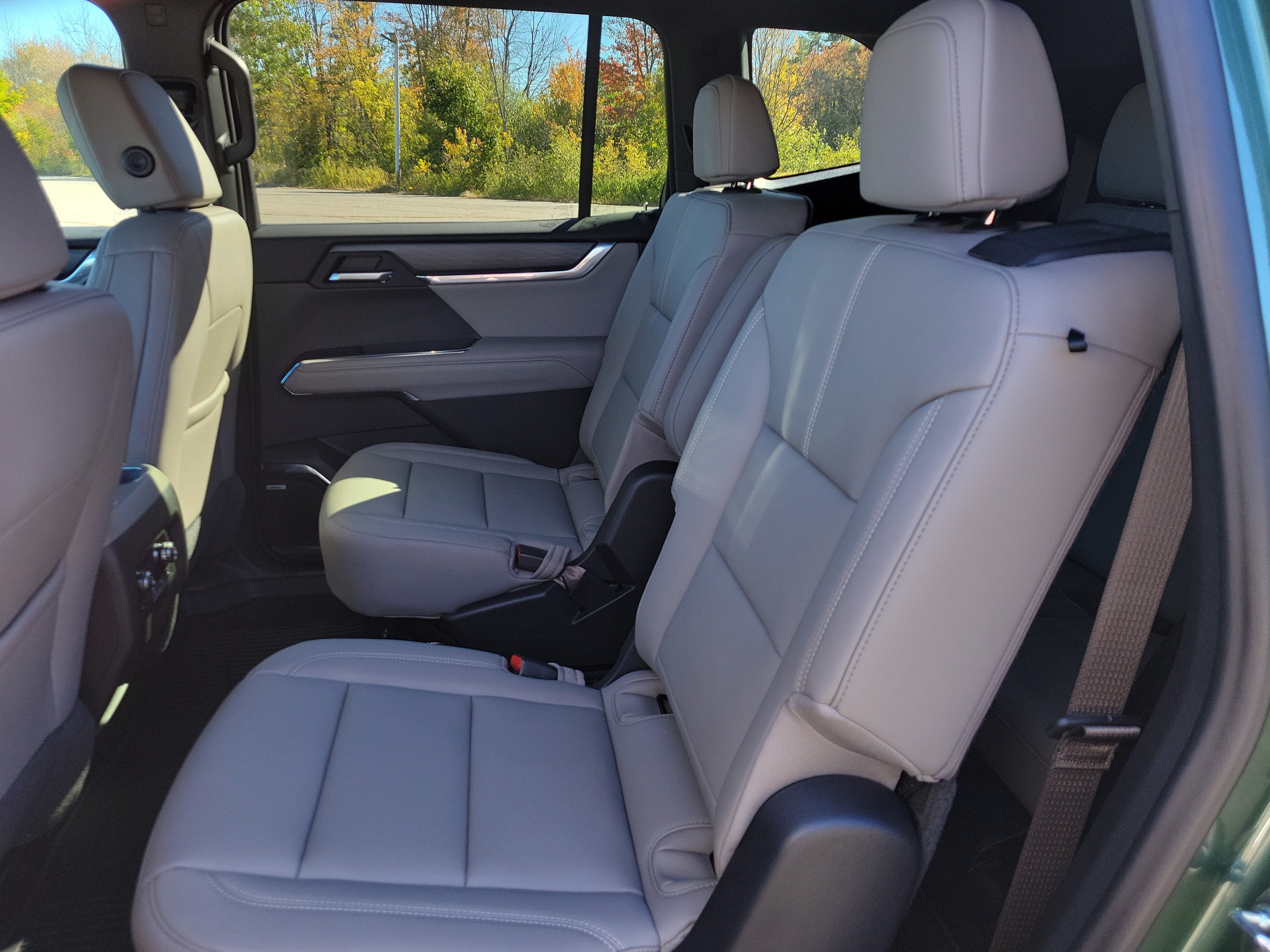 2027 GMC Acadia Elevation - Photo 28