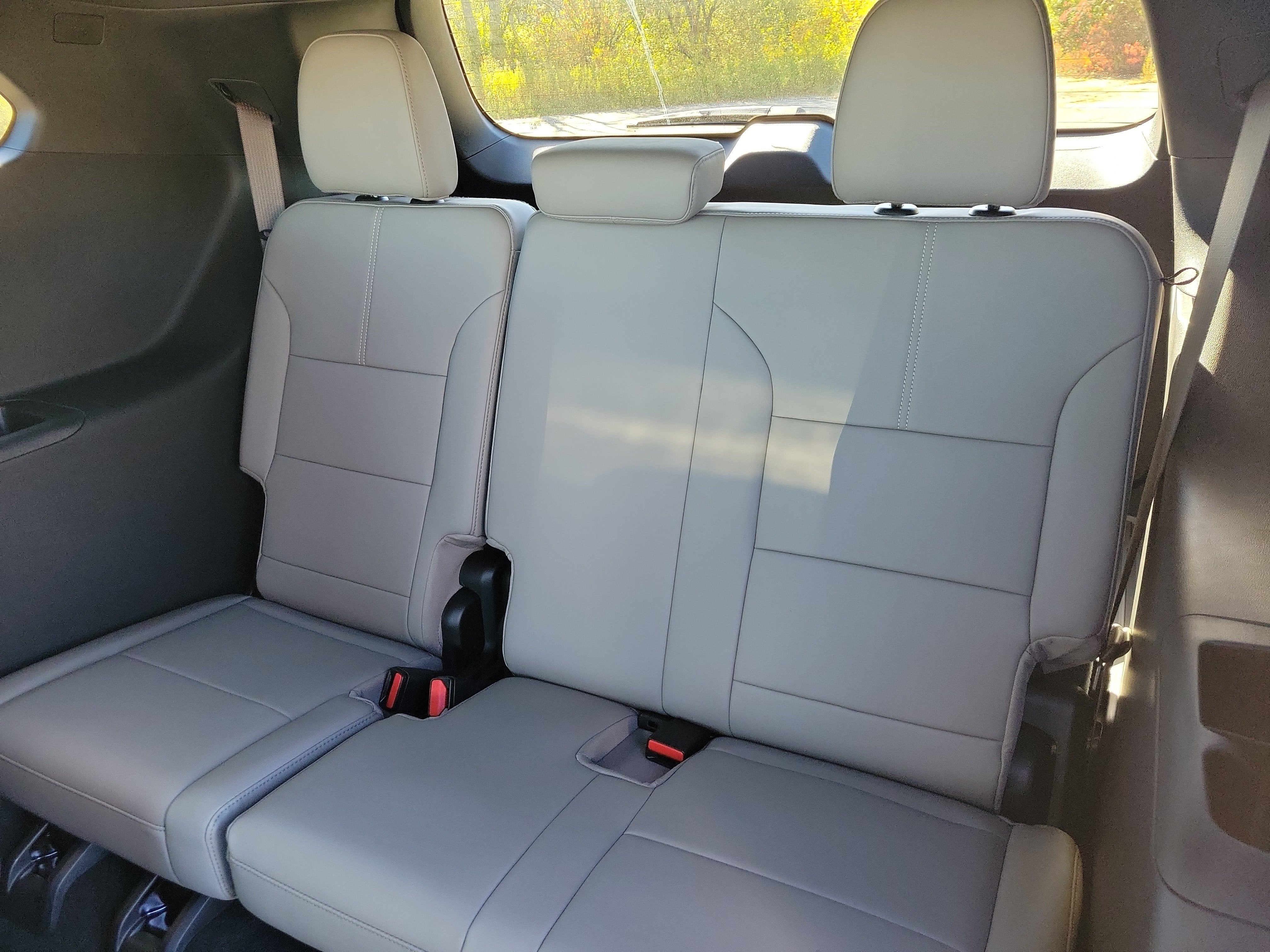 2027 GMC Acadia Elevation - Photo 29