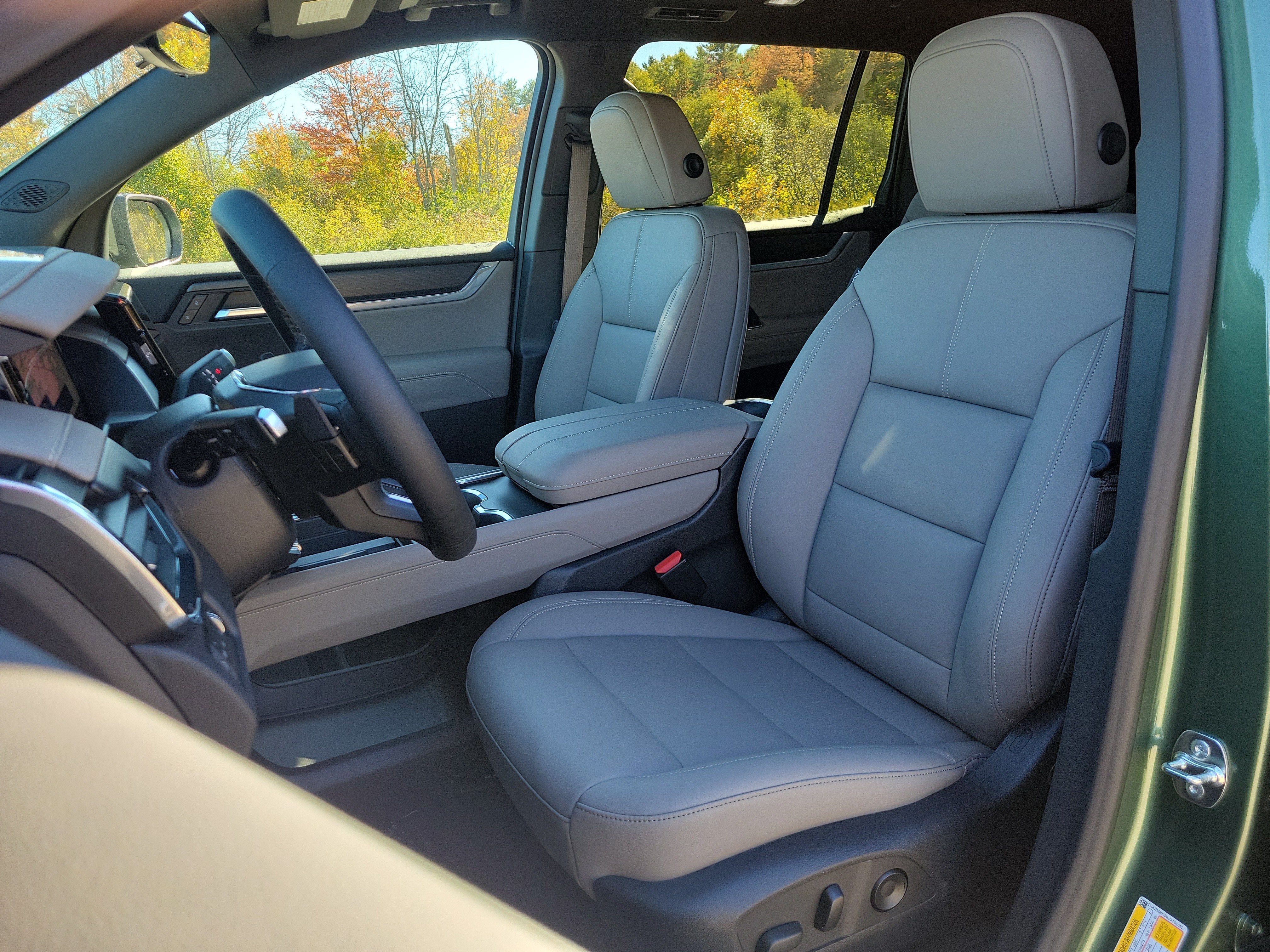 2027 GMC Acadia Elevation