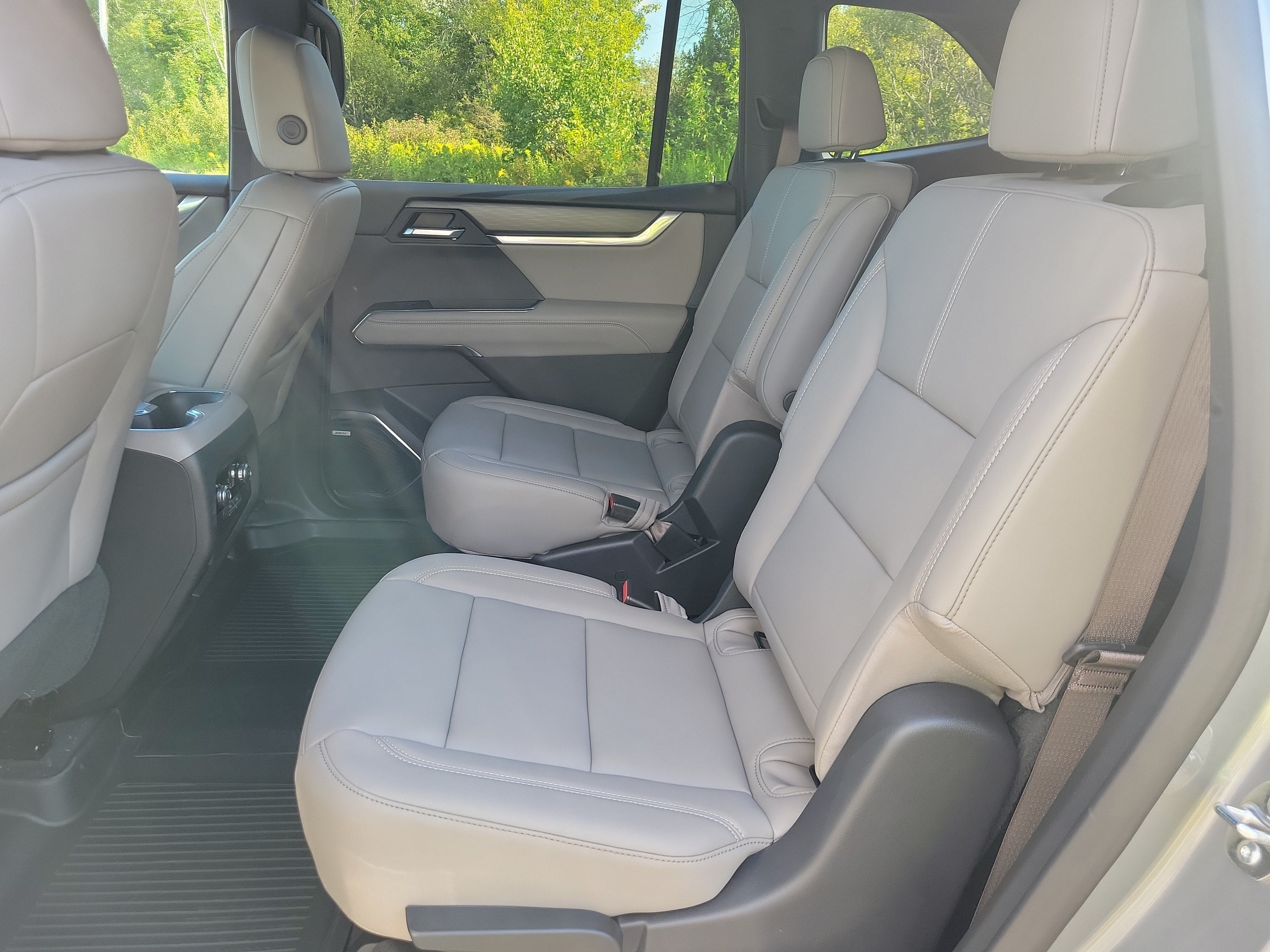2027 GMC Acadia Elevation - Photo 27