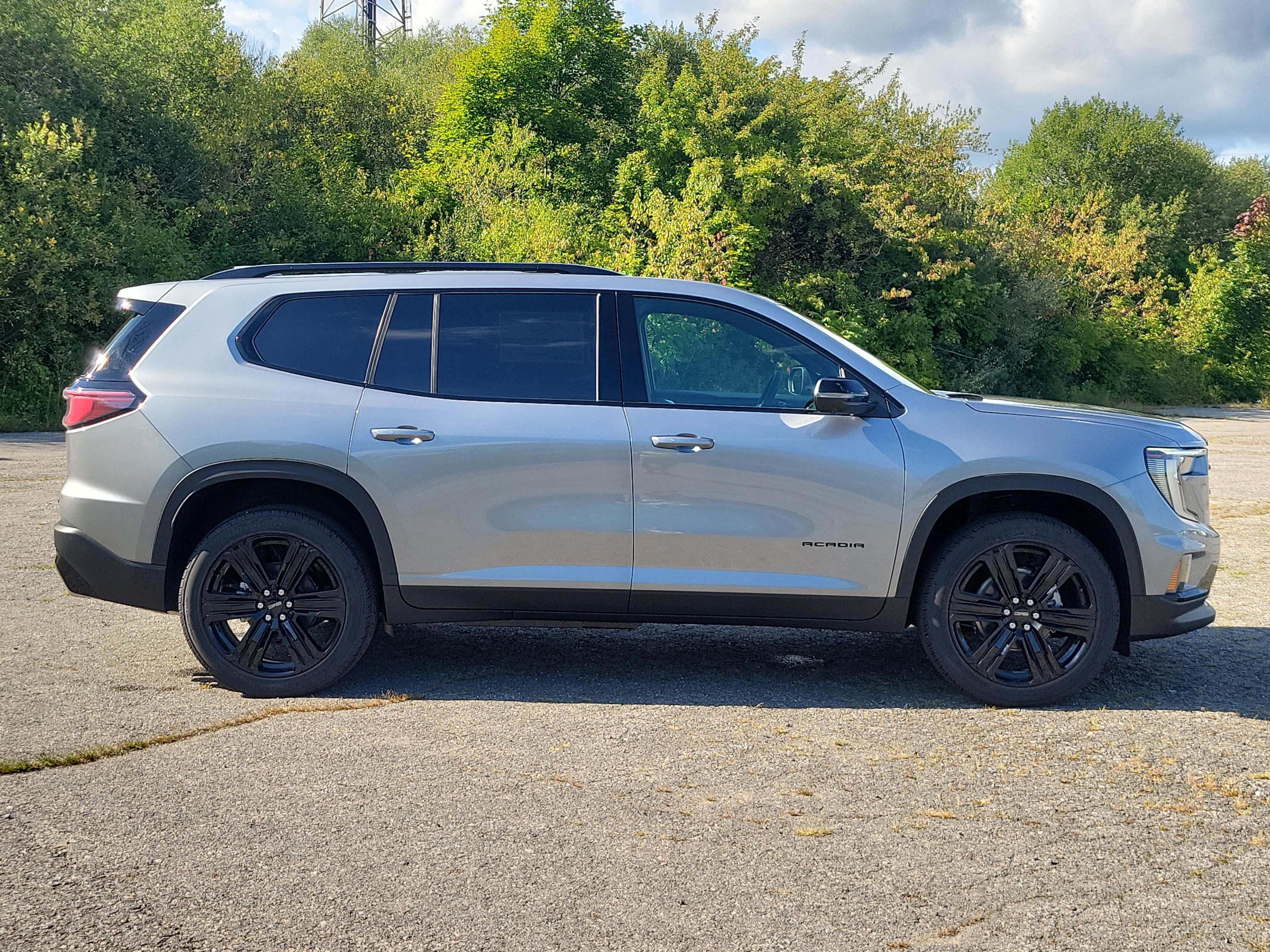 2027 GMC Acadia Elevation - Photo 8