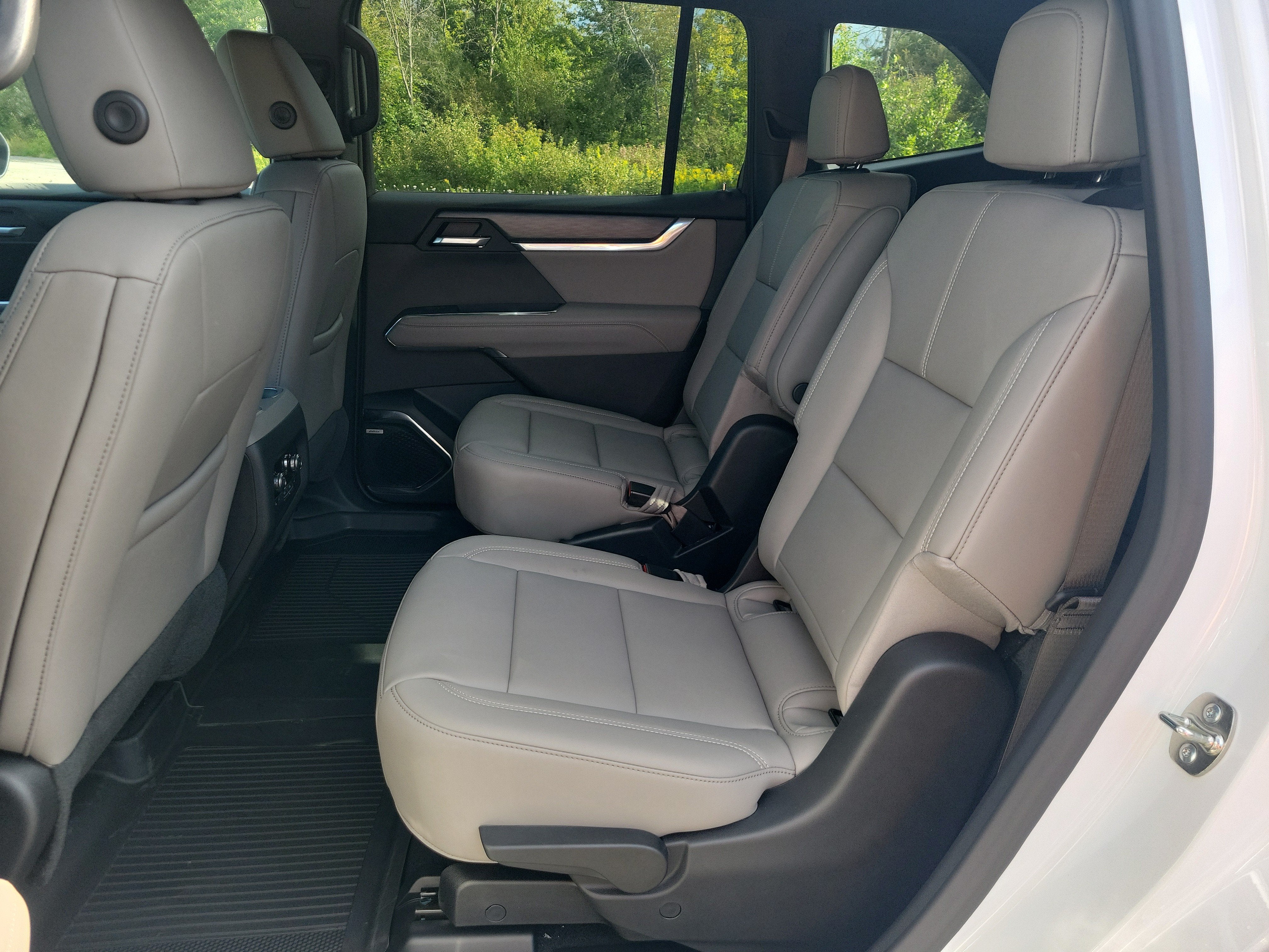 2027 GMC Acadia Elevation - Photo 28