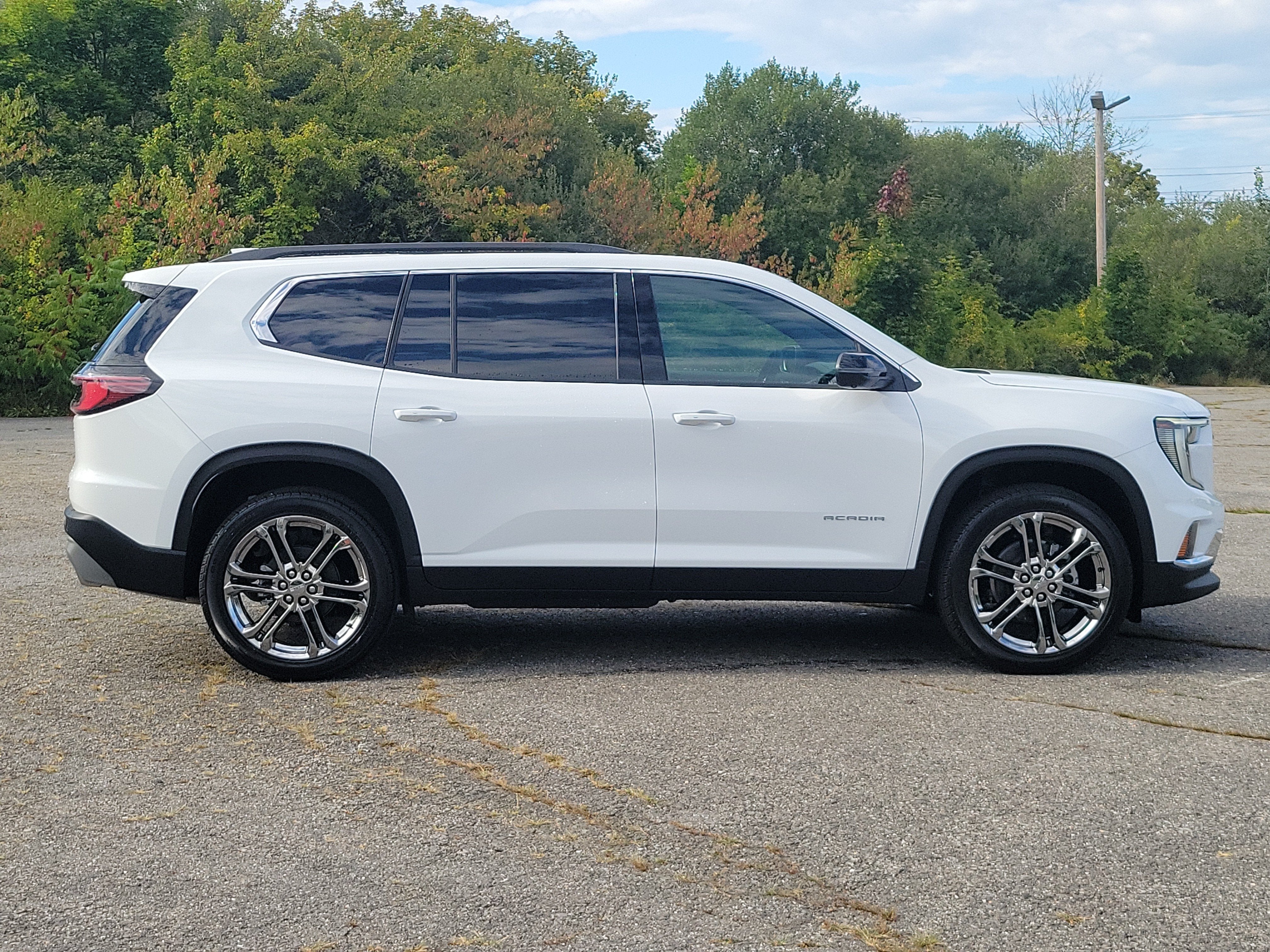 2027 GMC Acadia Elevation - Photo 8