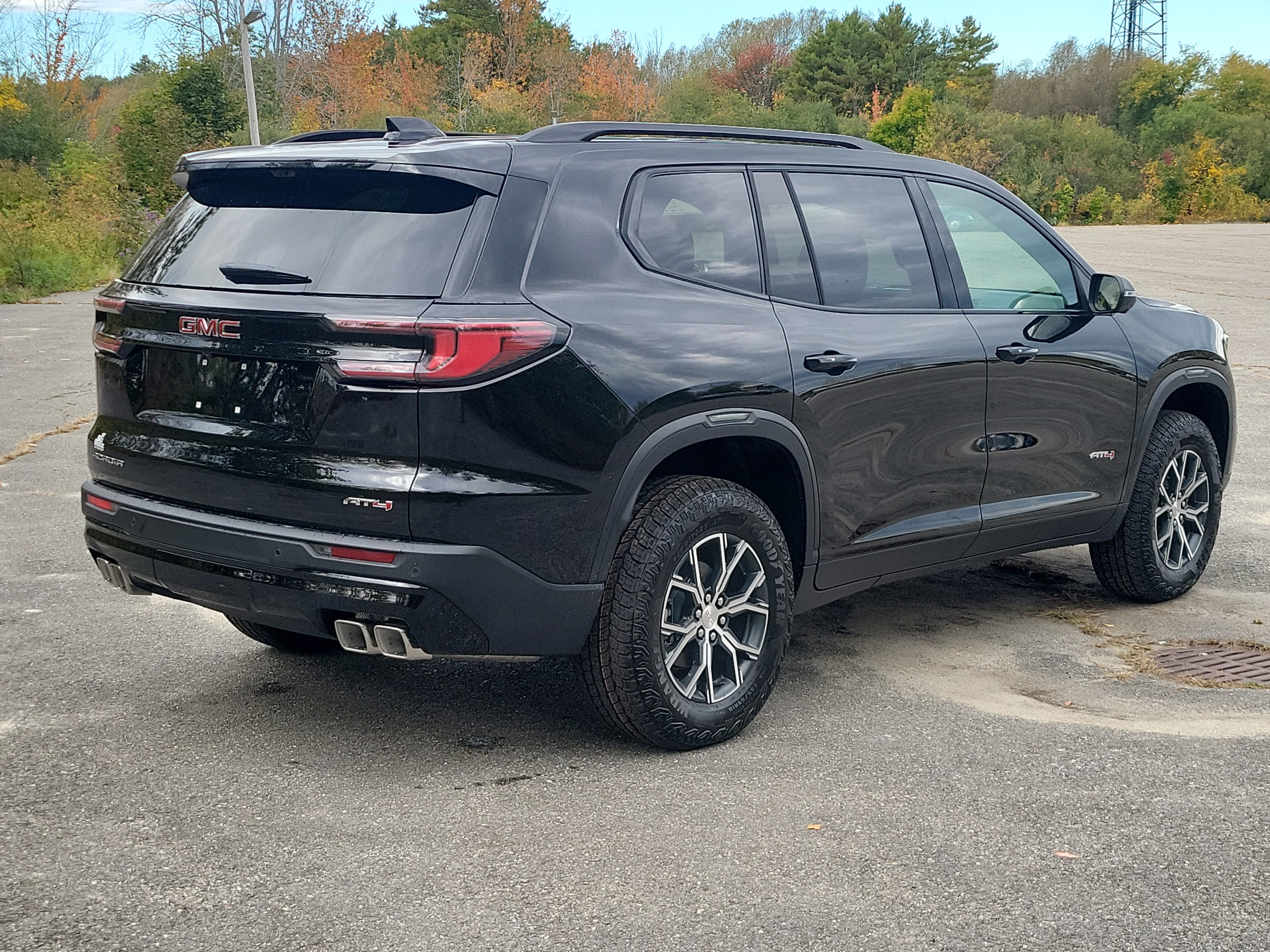2027 GMC Acadia AT4