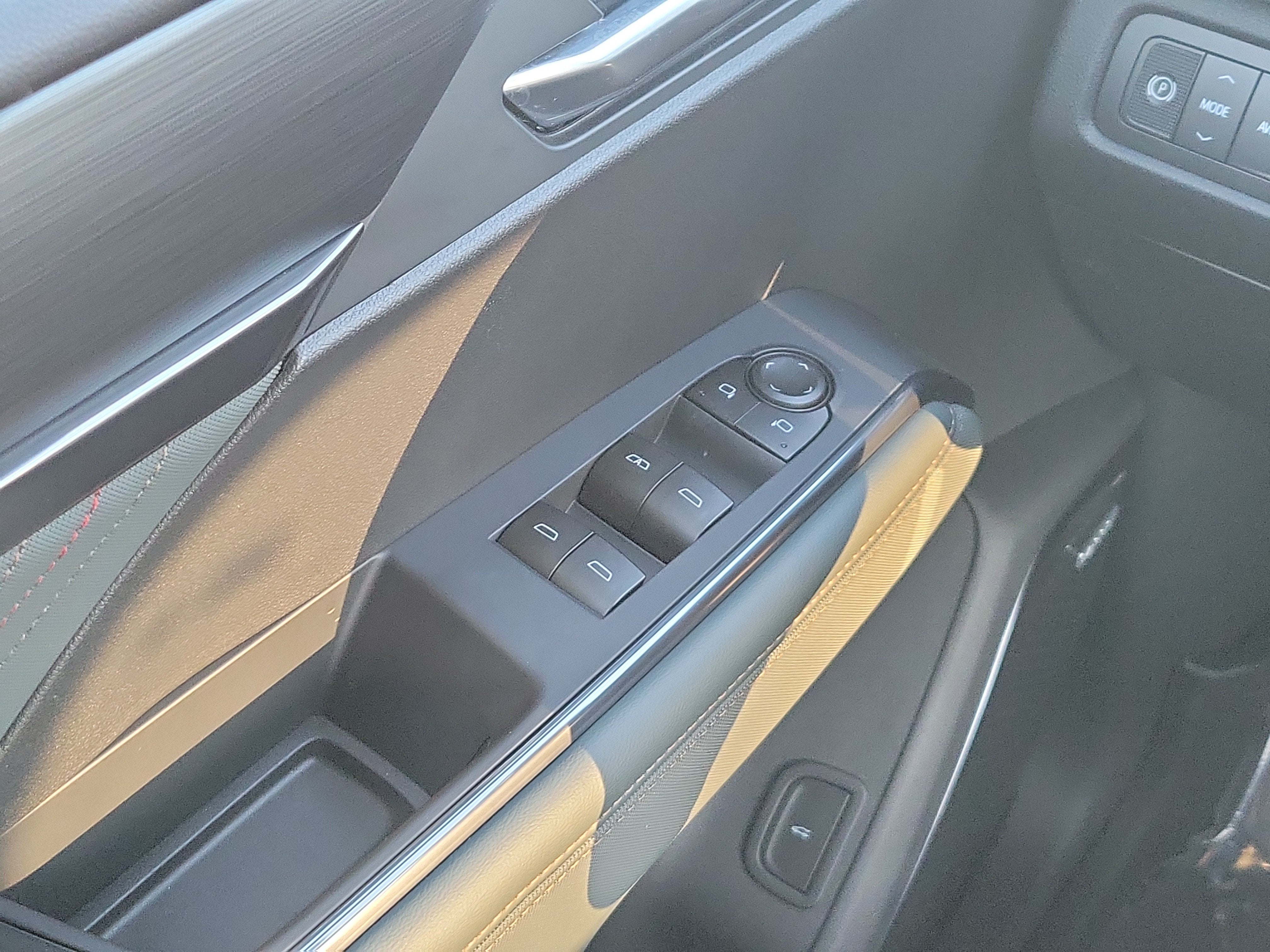 2027 GMC Acadia AT4