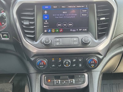 2022 GMC Acadia AT4