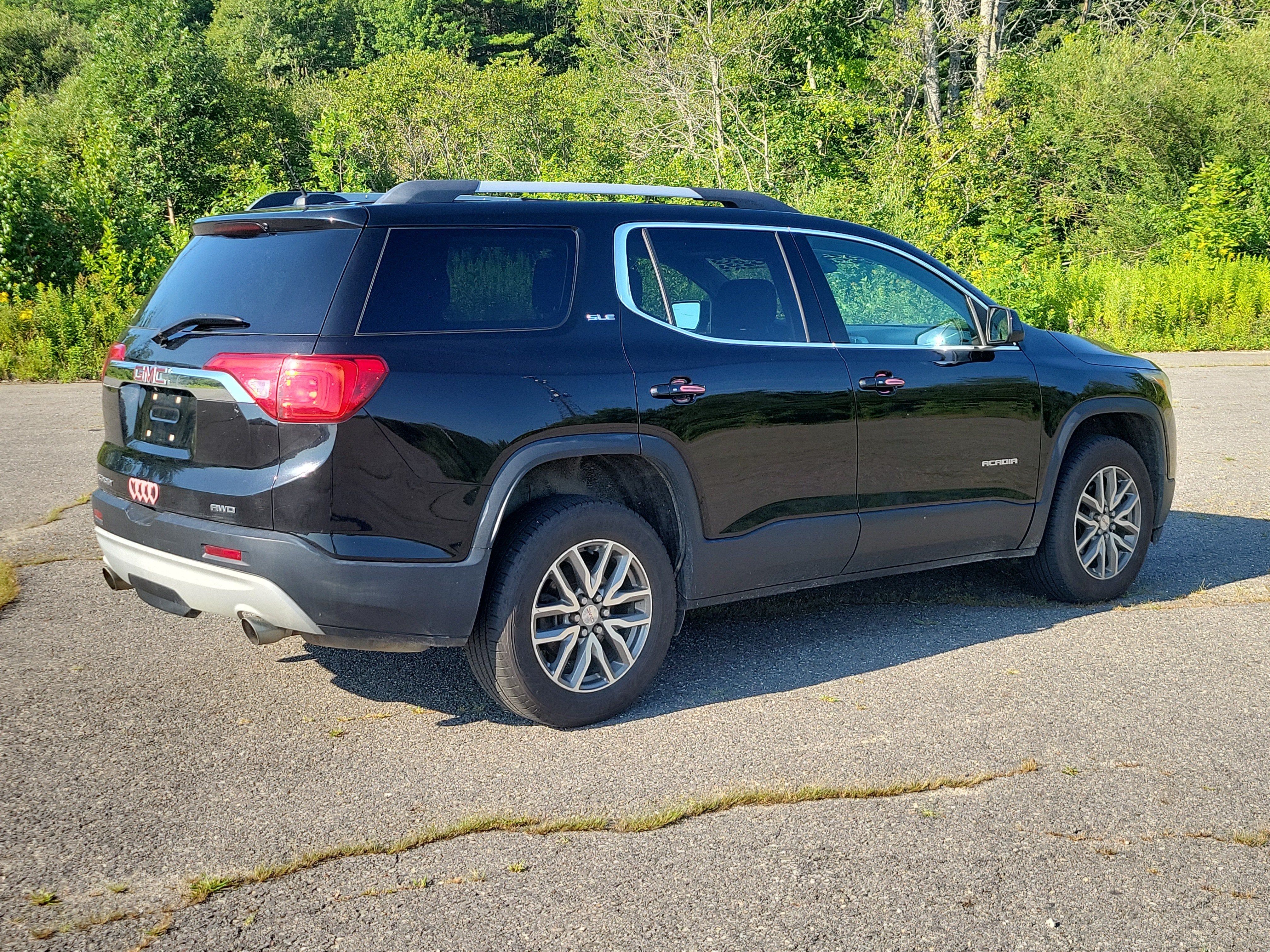 2019 GMC Acadia SLE