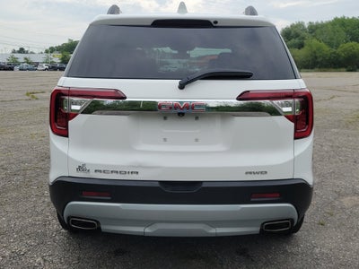 2023 GMC Acadia SLT