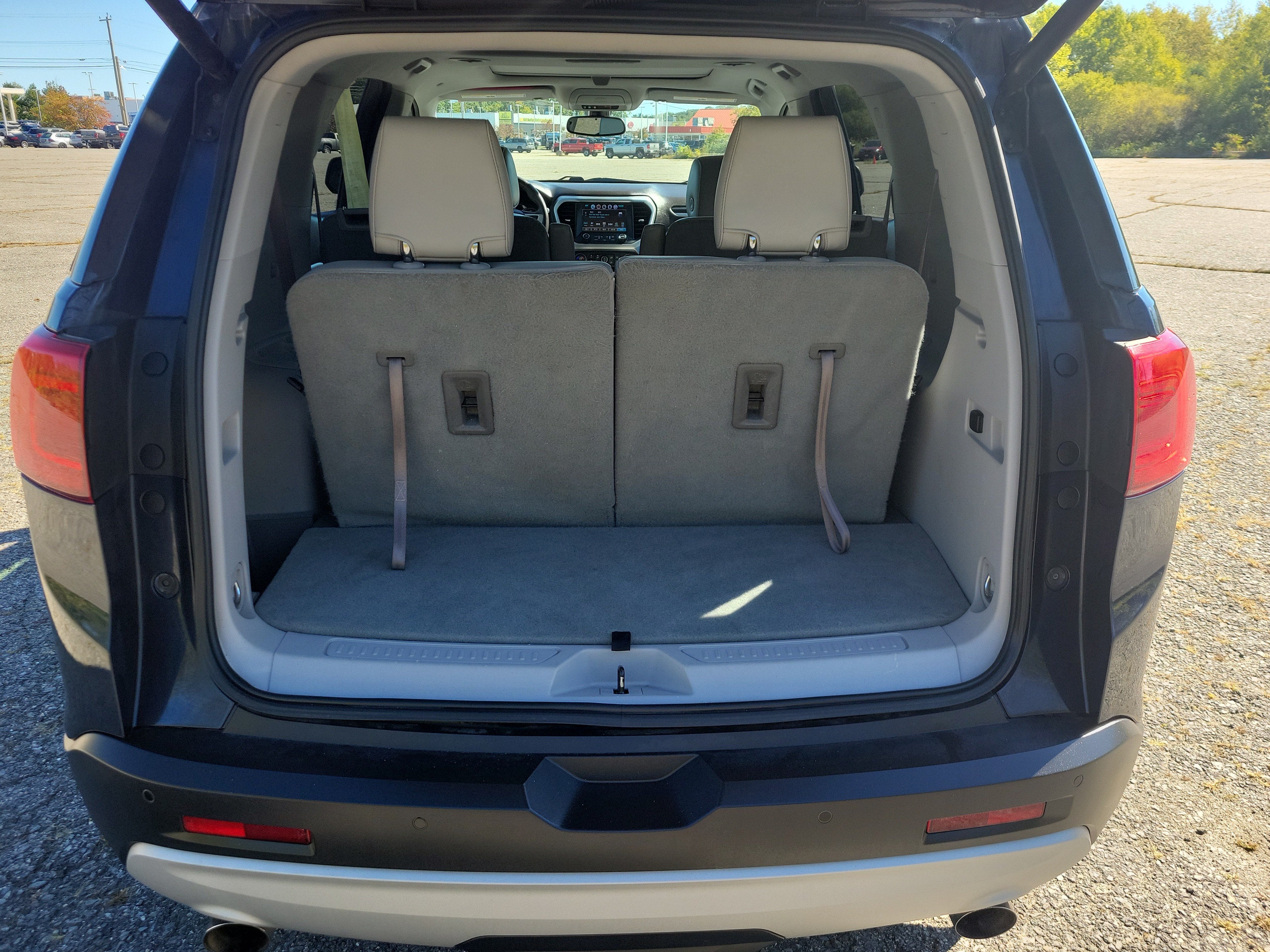 2017 GMC Acadia SLT