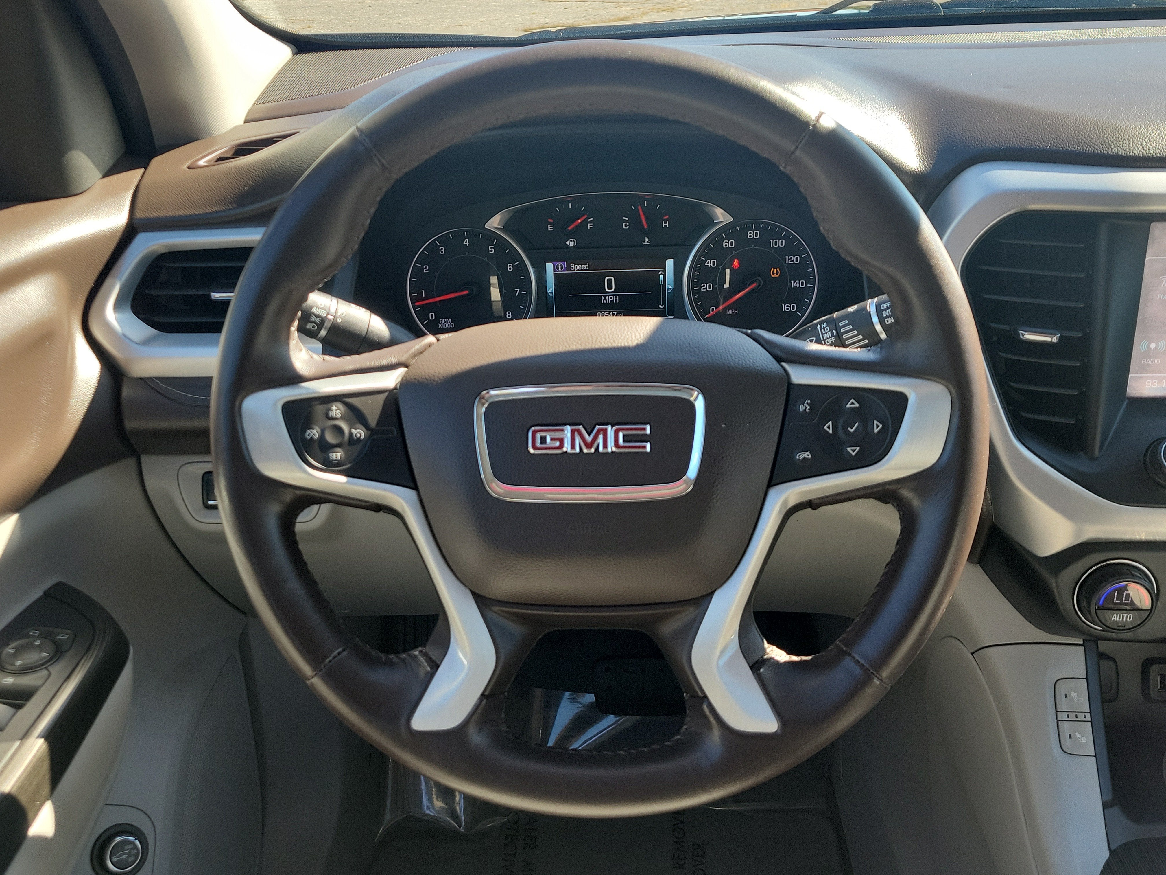 2017 GMC Acadia SLT