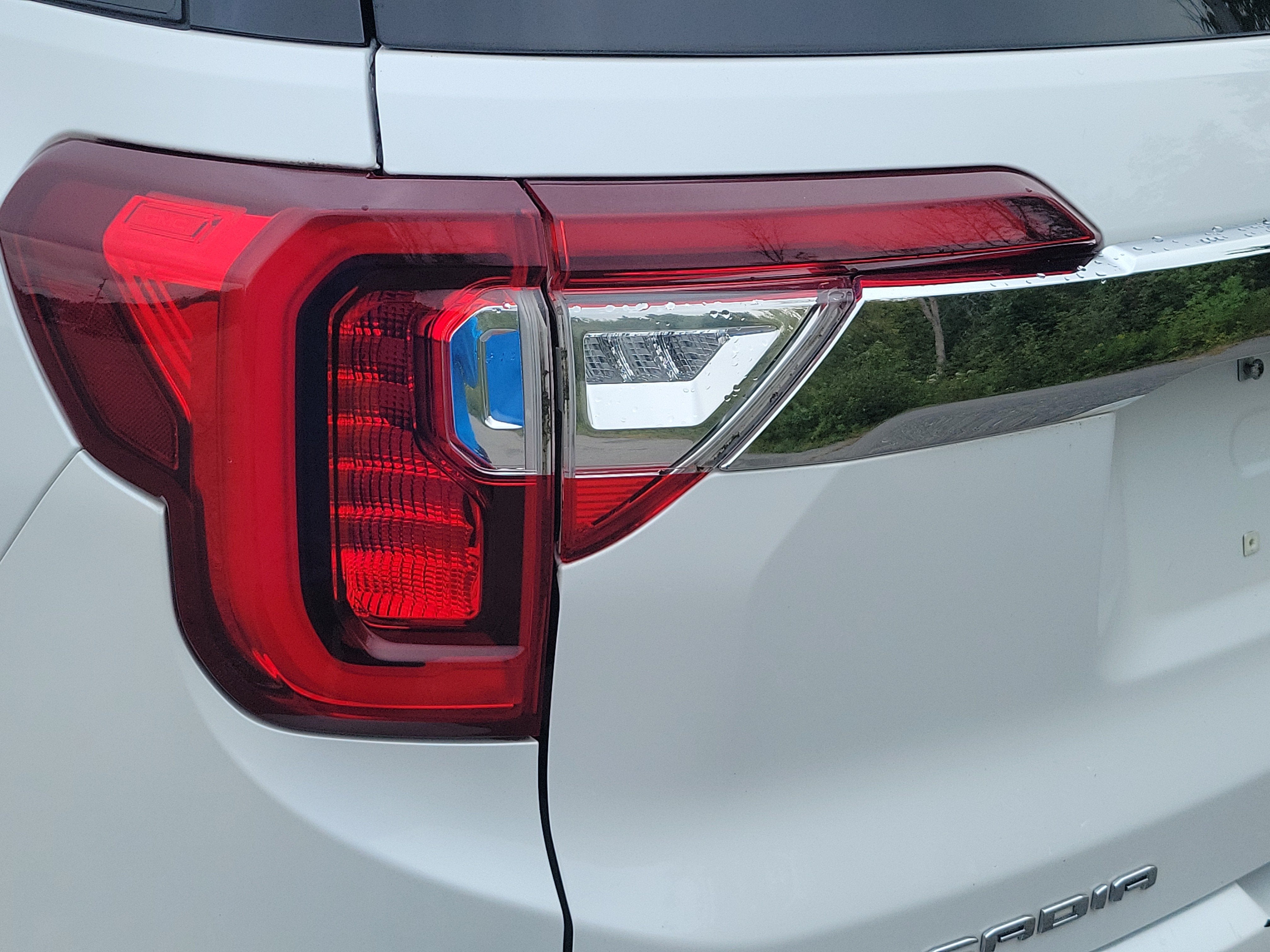 2020 GMC Acadia Denali