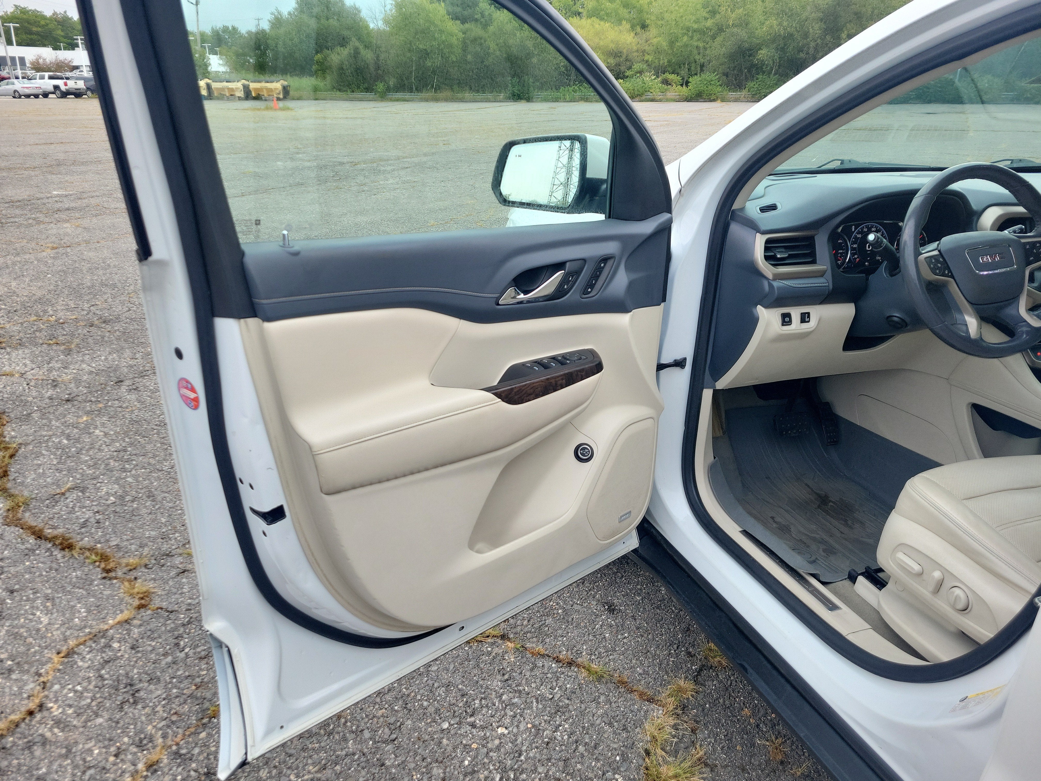 2020 GMC Acadia Denali