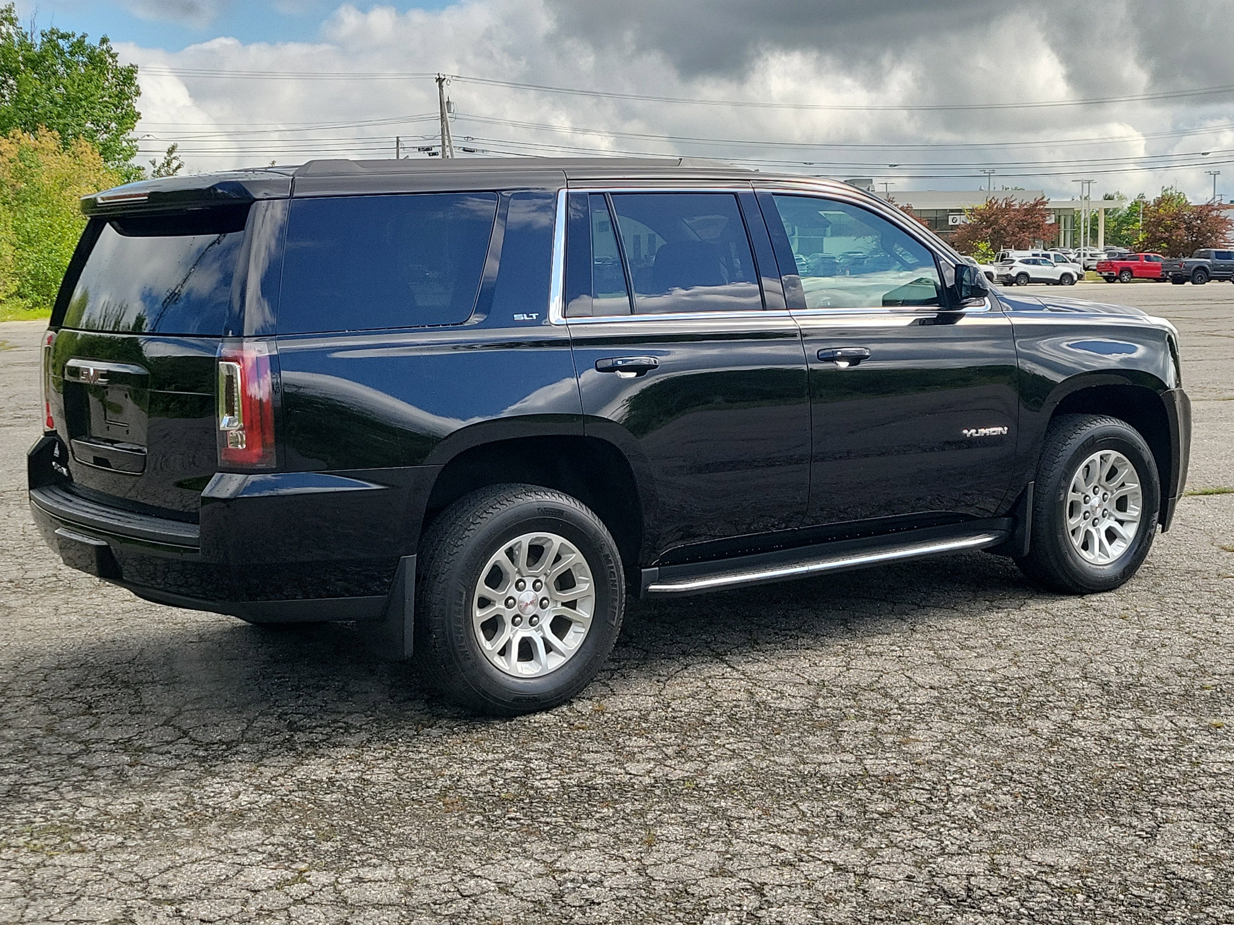 2019 GMC Yukon SLT