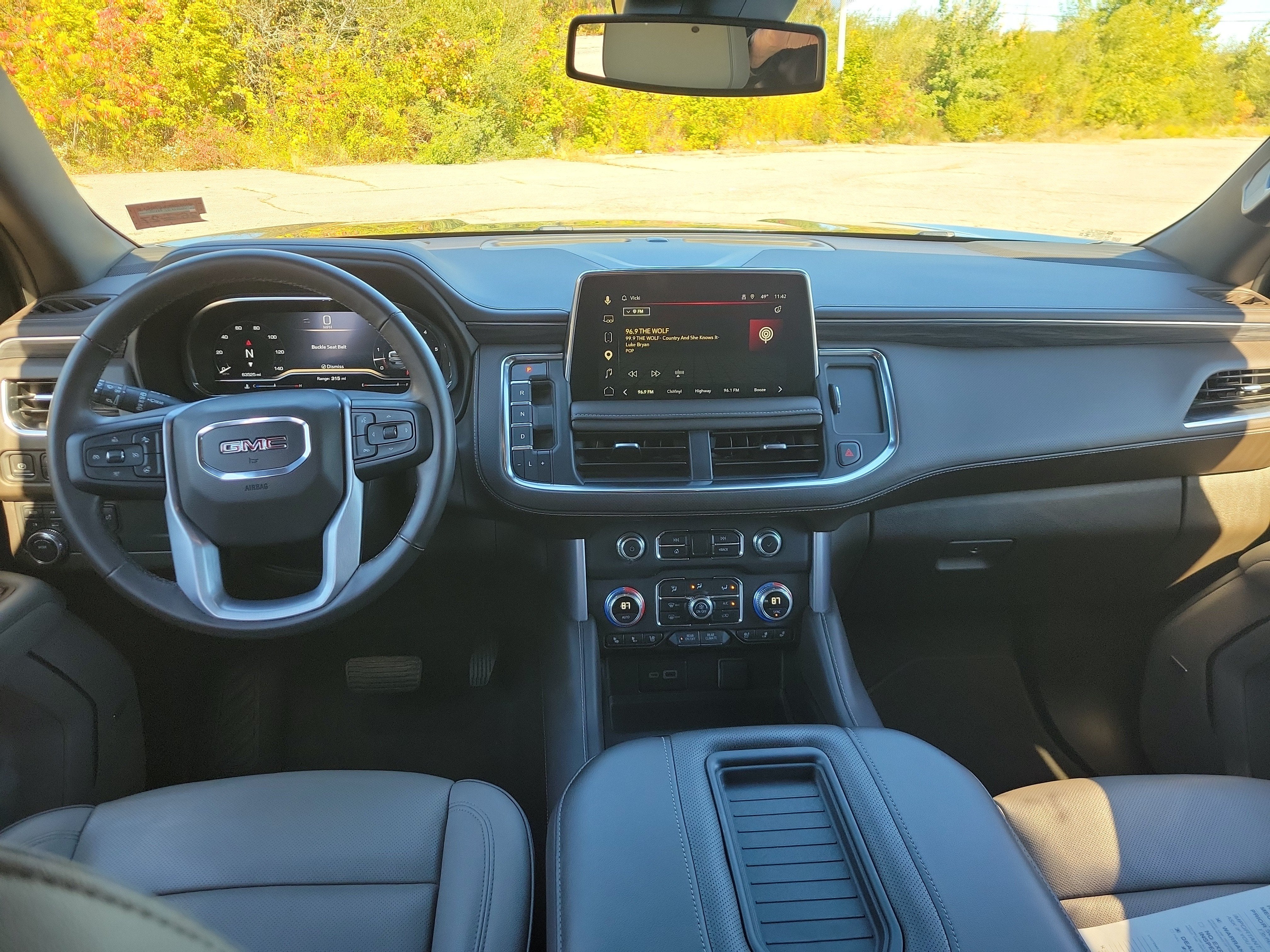 2023 GMC Yukon SLT