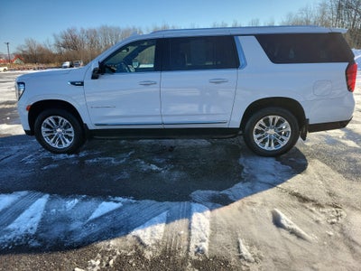 2022 GMC Yukon XL SLT