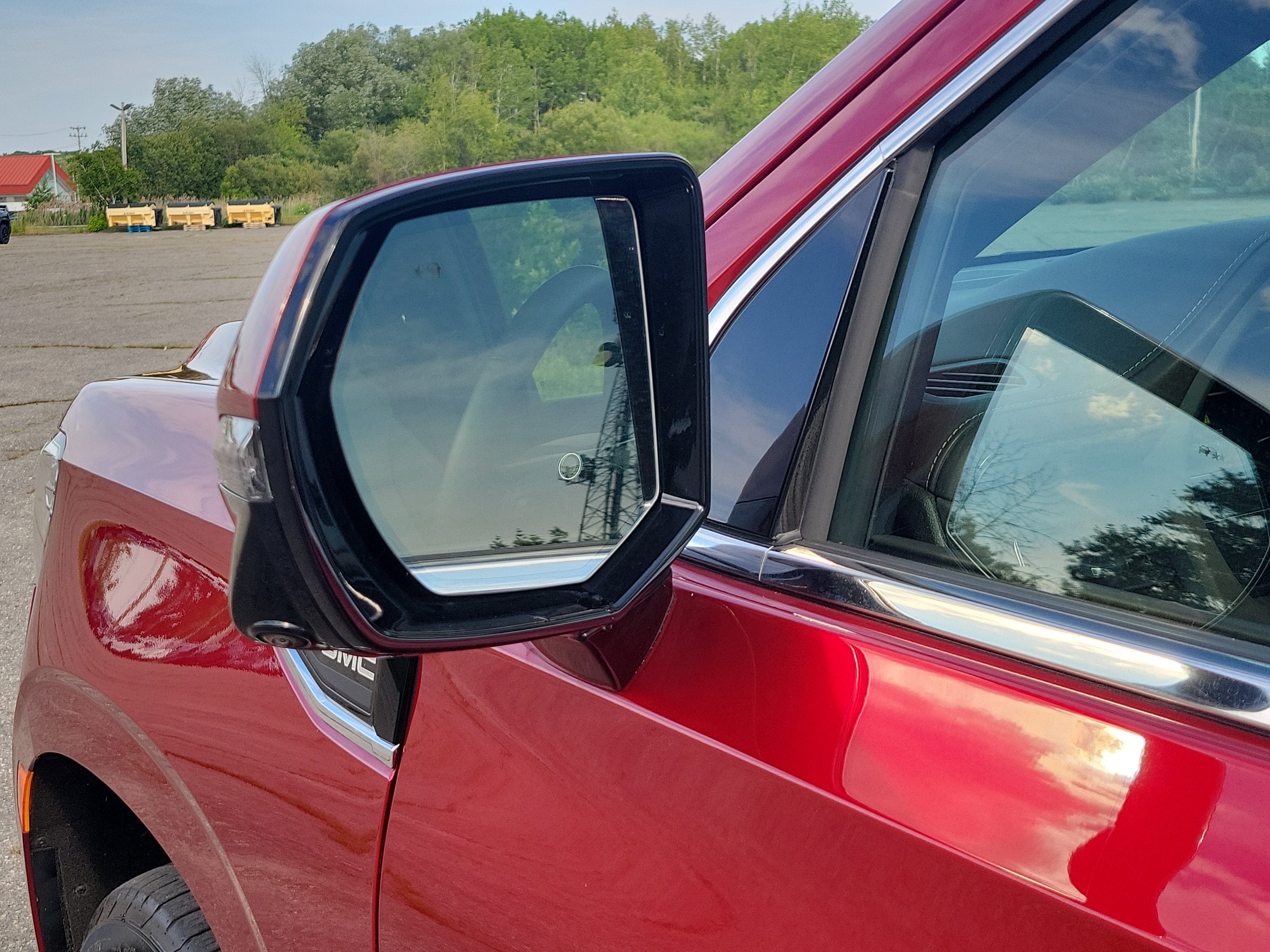 2024 GMC Yukon XL SLT