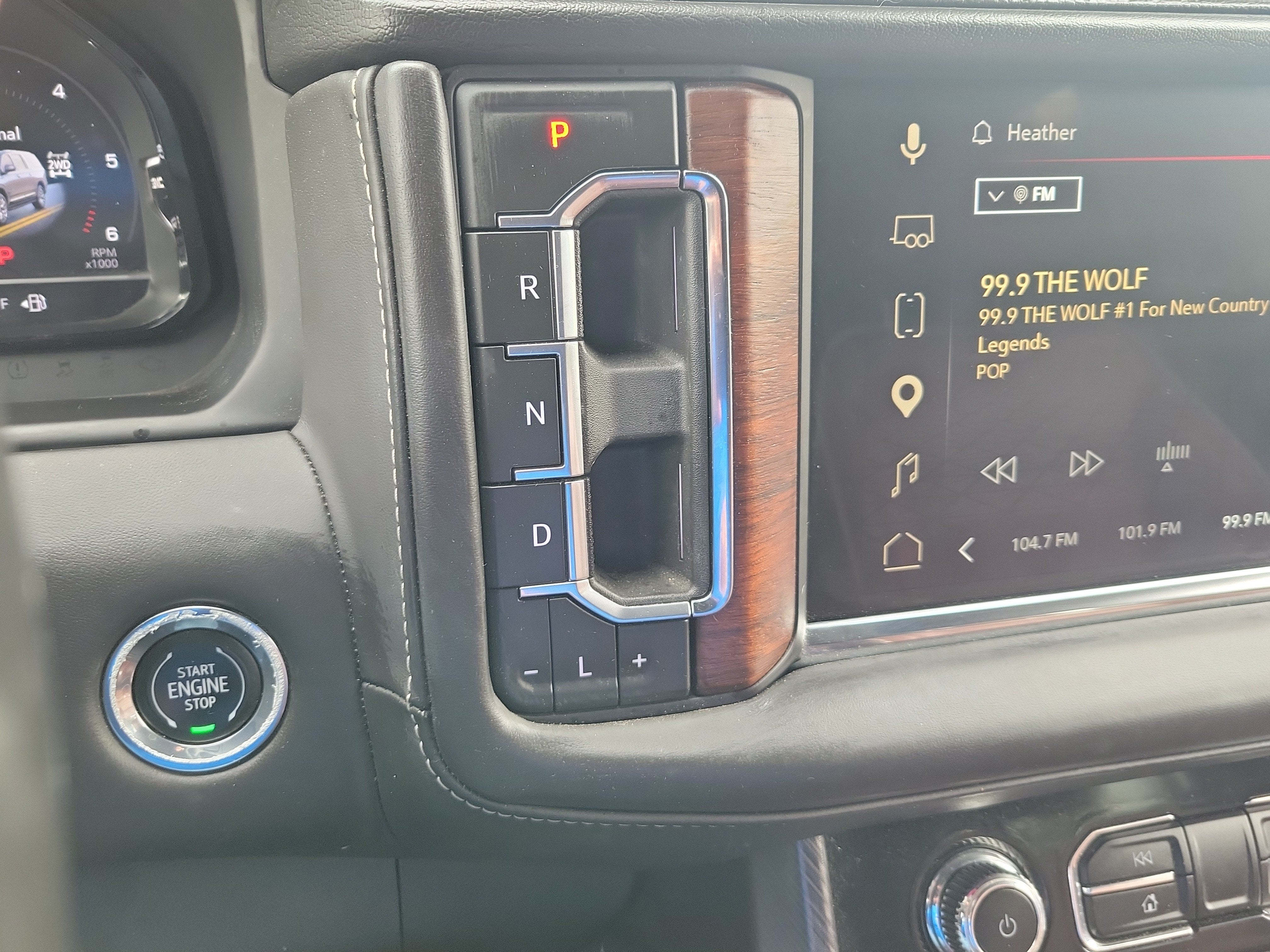 2023 GMC Yukon XL Denali Ultimate