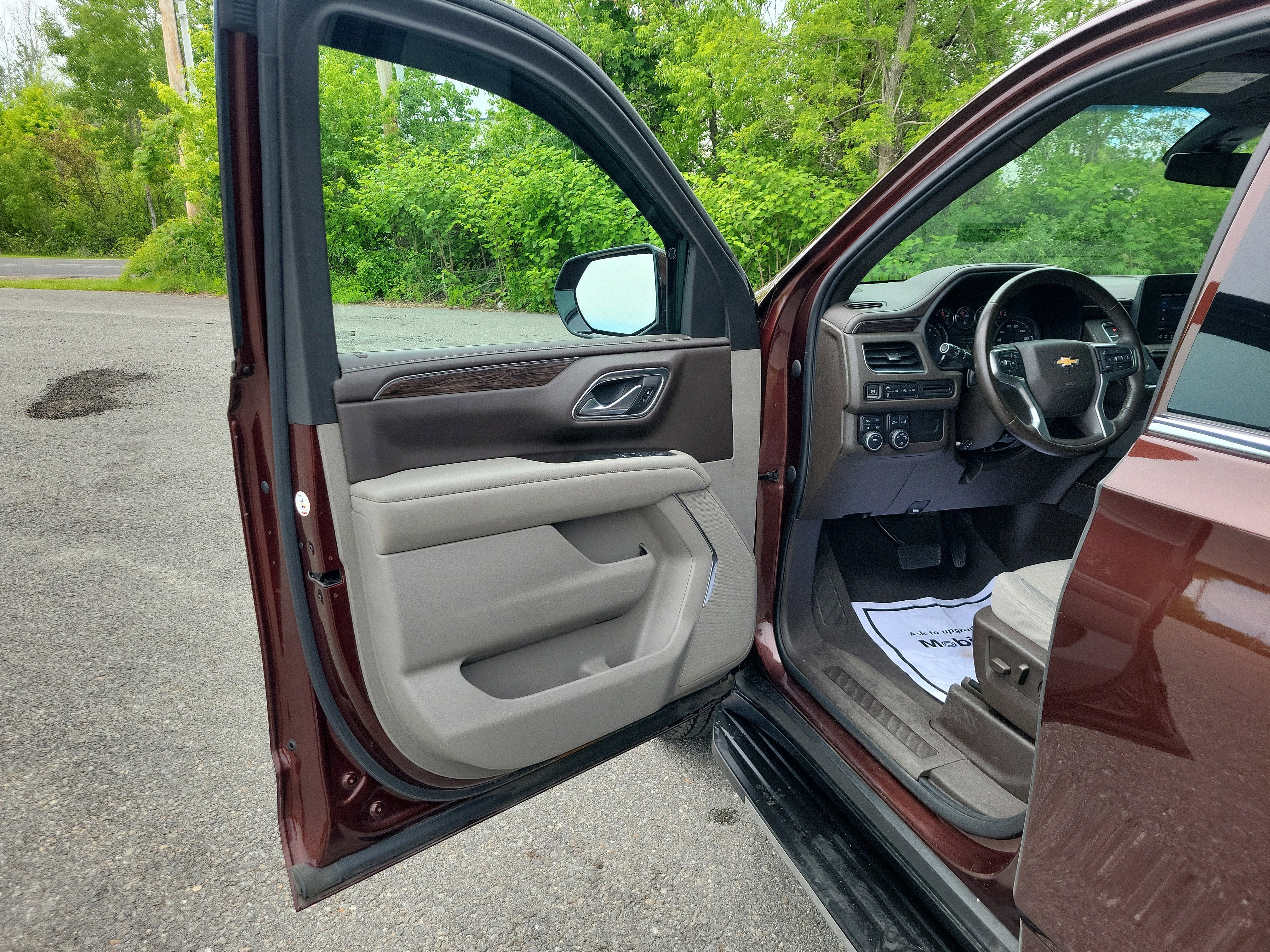 2022 Chevrolet Suburban LS