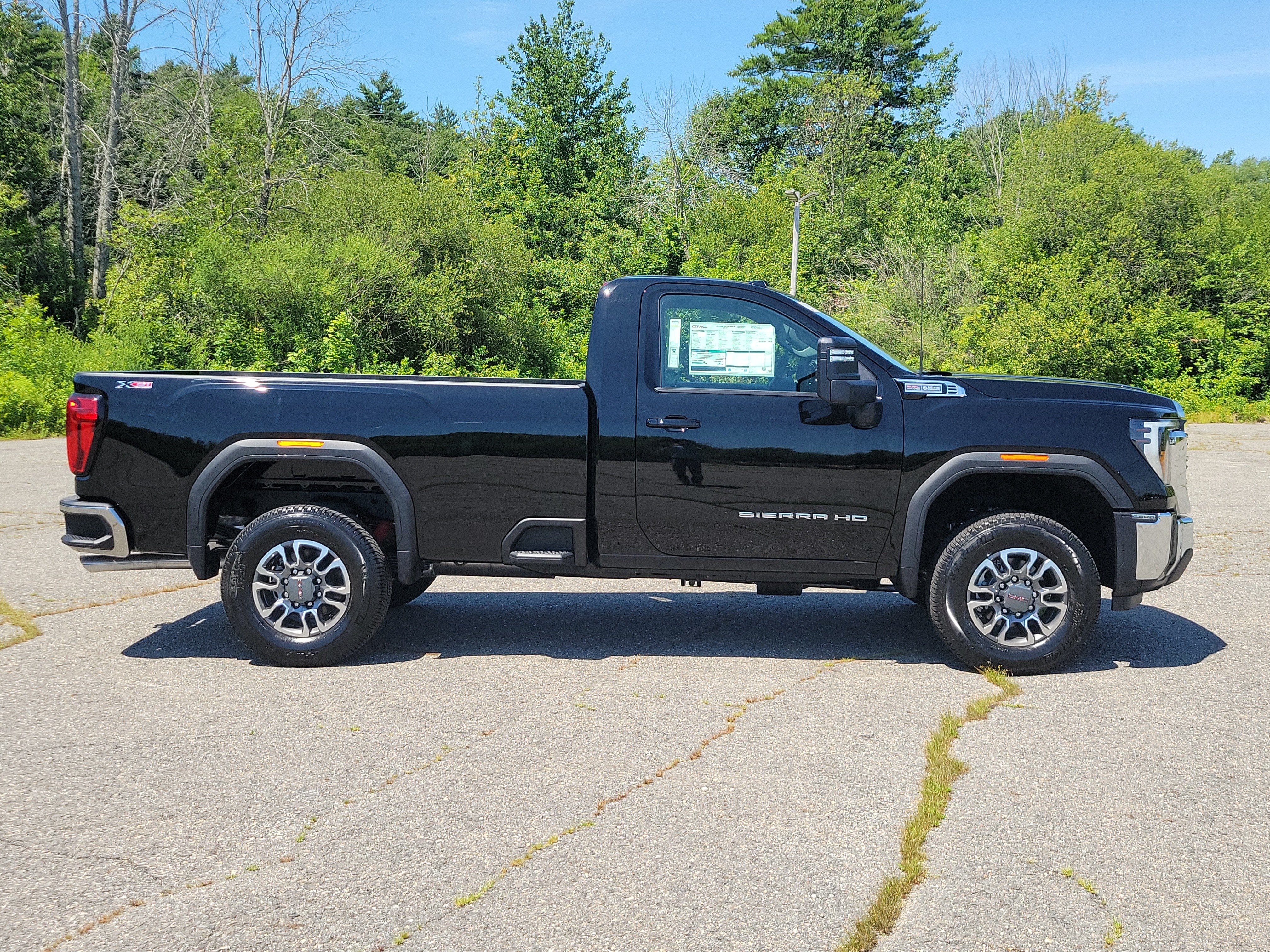 2026 GMC Sierra 2500 HD SLE