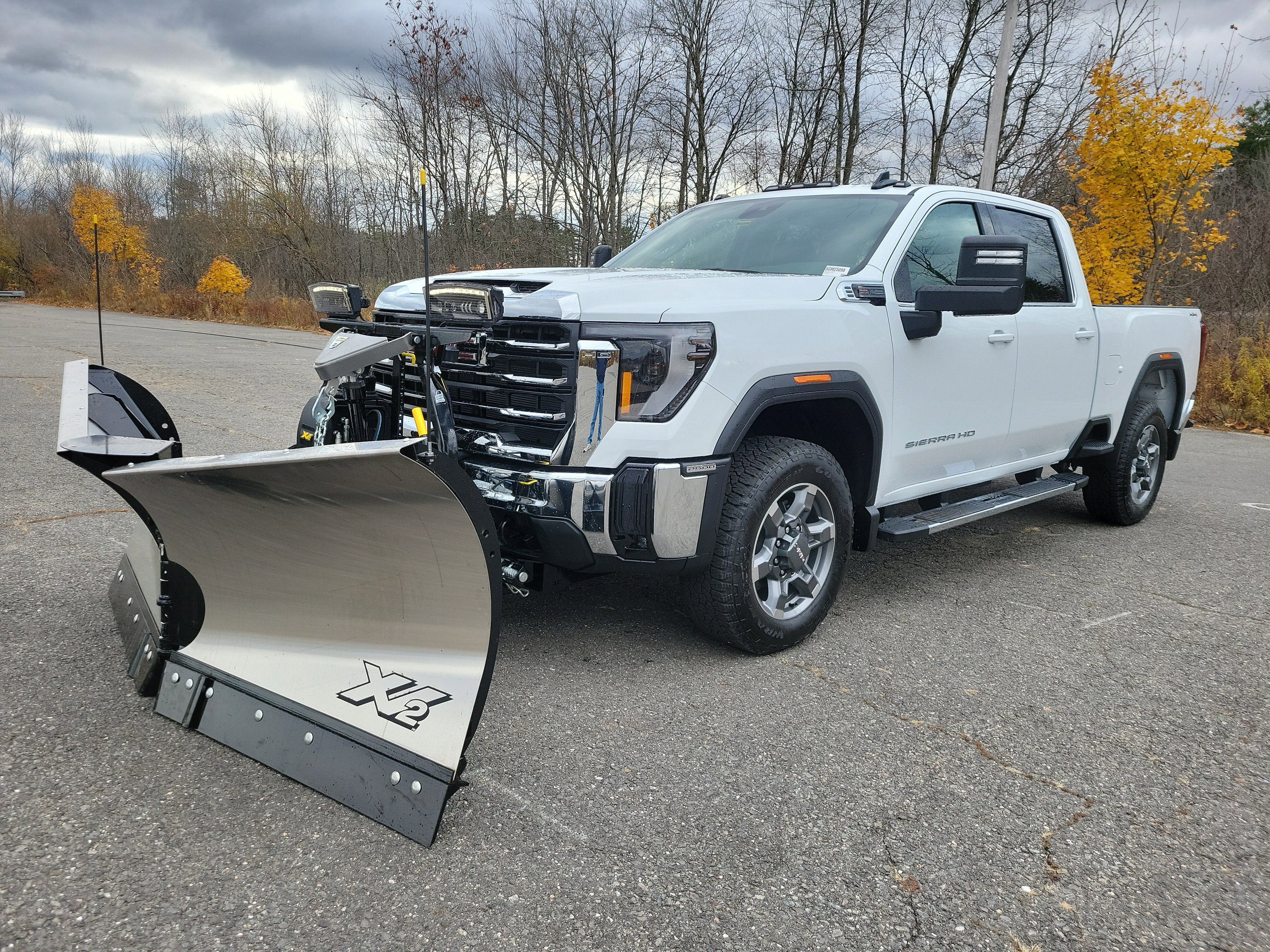 2026 GMC Sierra 2500 HD SLE