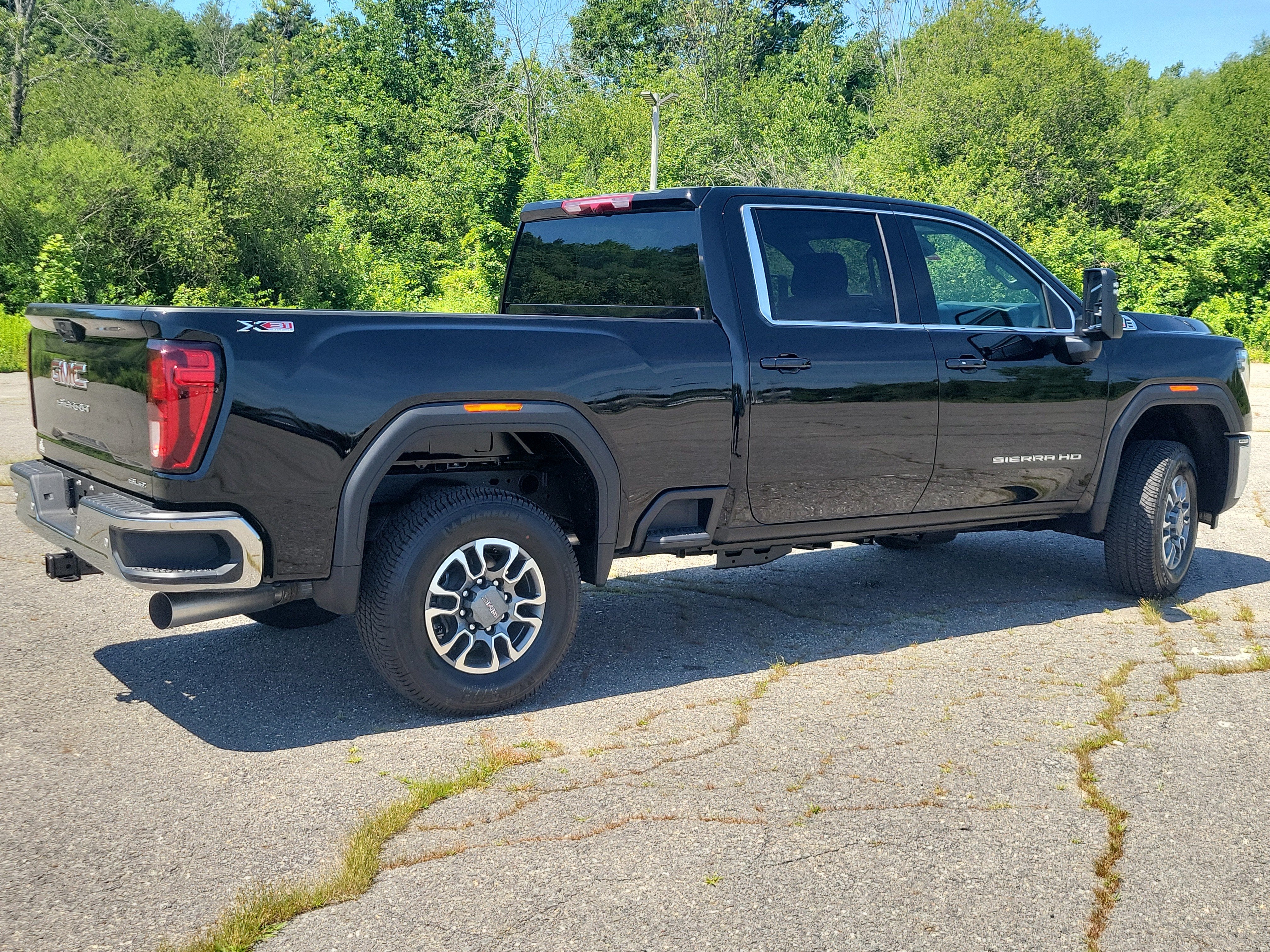 2026 GMC Sierra 2500 HD SLE