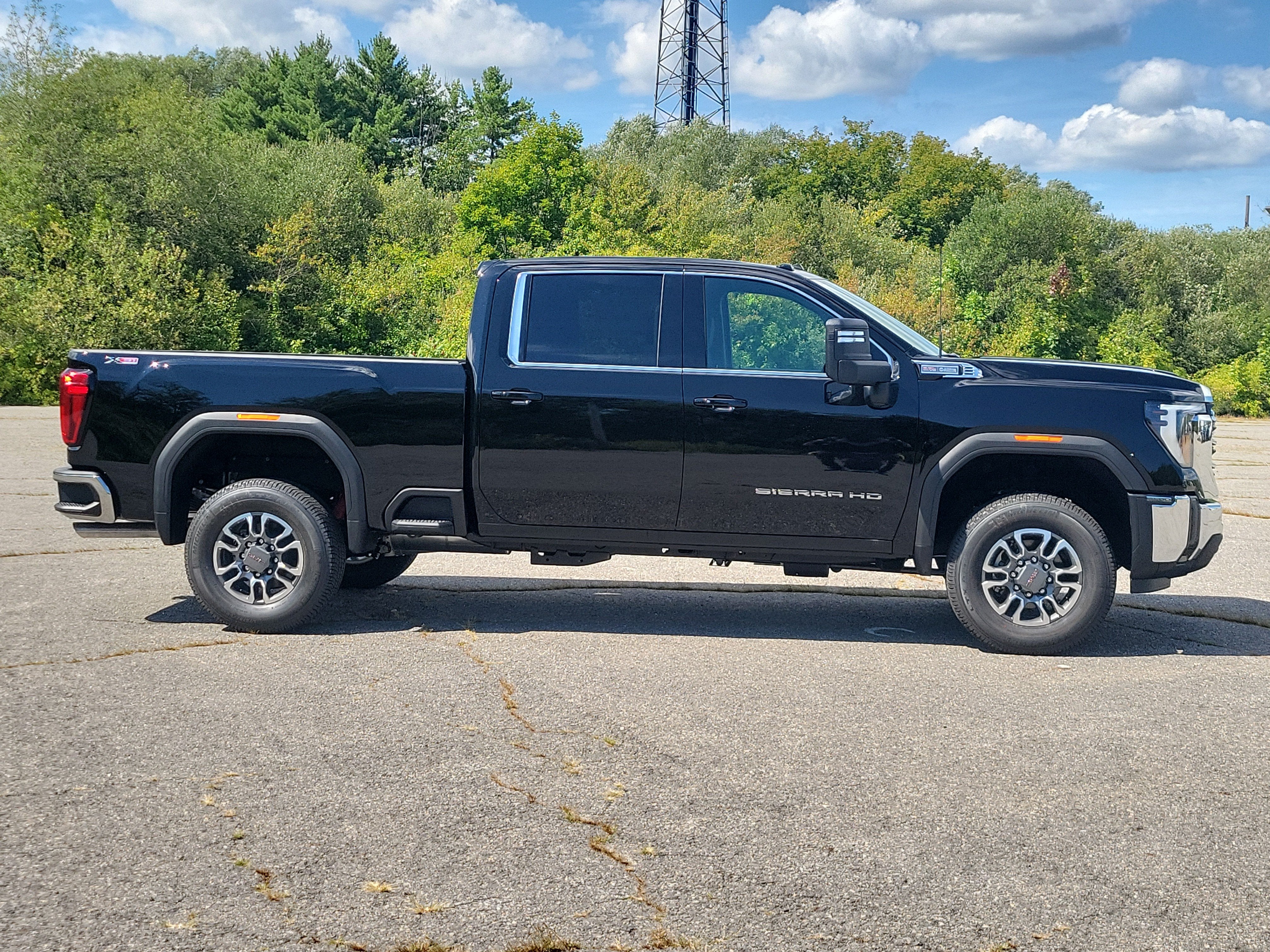 2026 GMC Sierra 3500 HD SLE